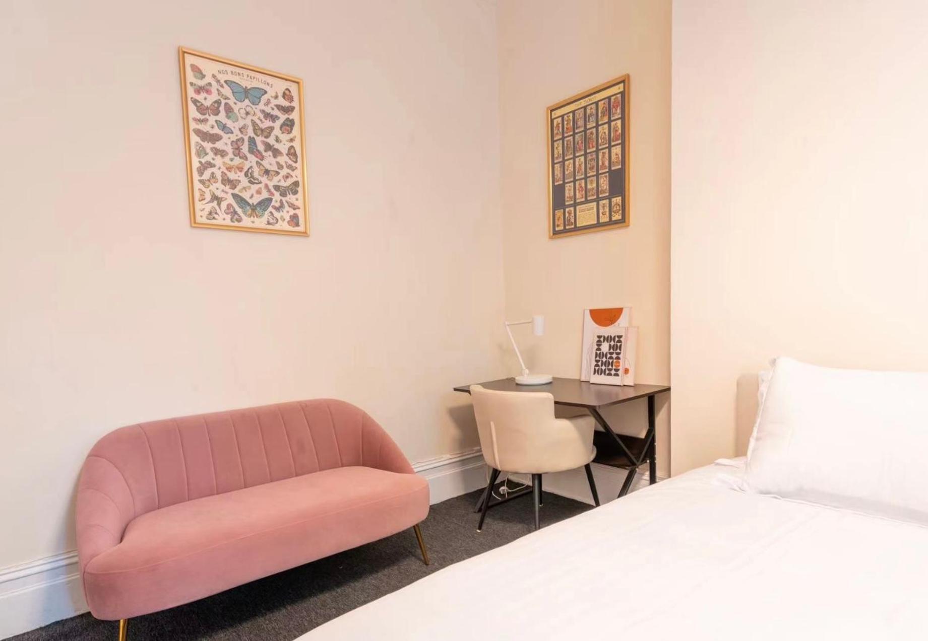 Twin In Camden Town Apartment *