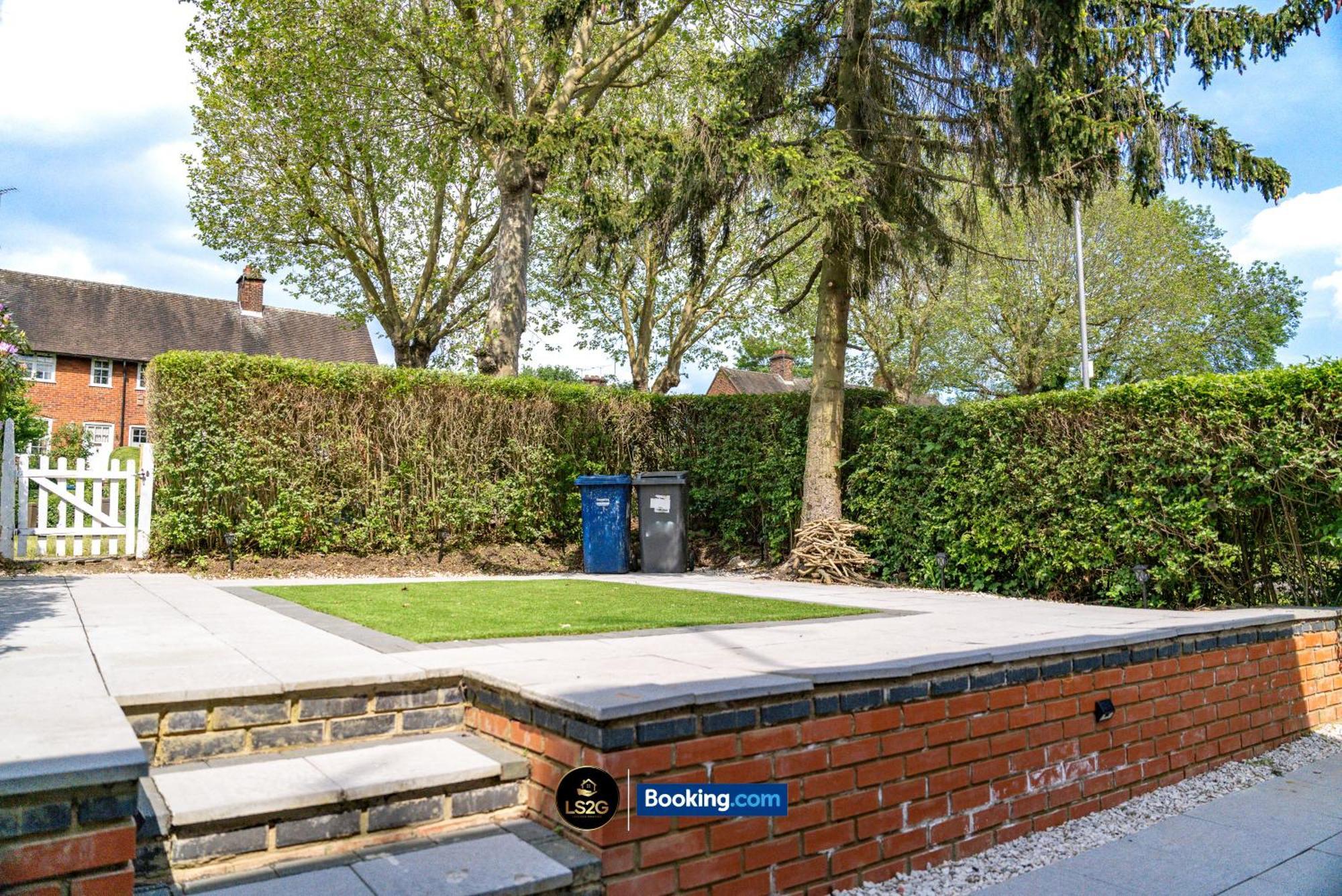 Amazing 3 Bedroom House By Ls2g Short Lets & Serviced Greater With Free Parking * Londres
