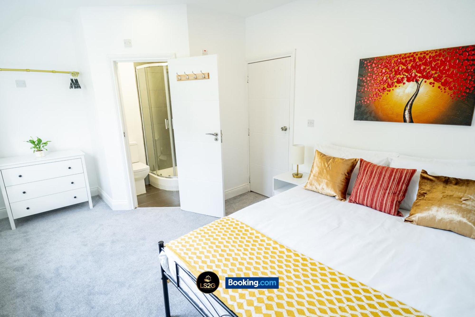 Amazing 3 Bedroom House By Ls2g Short Lets & Serviced Greater With Free Parking * Londres