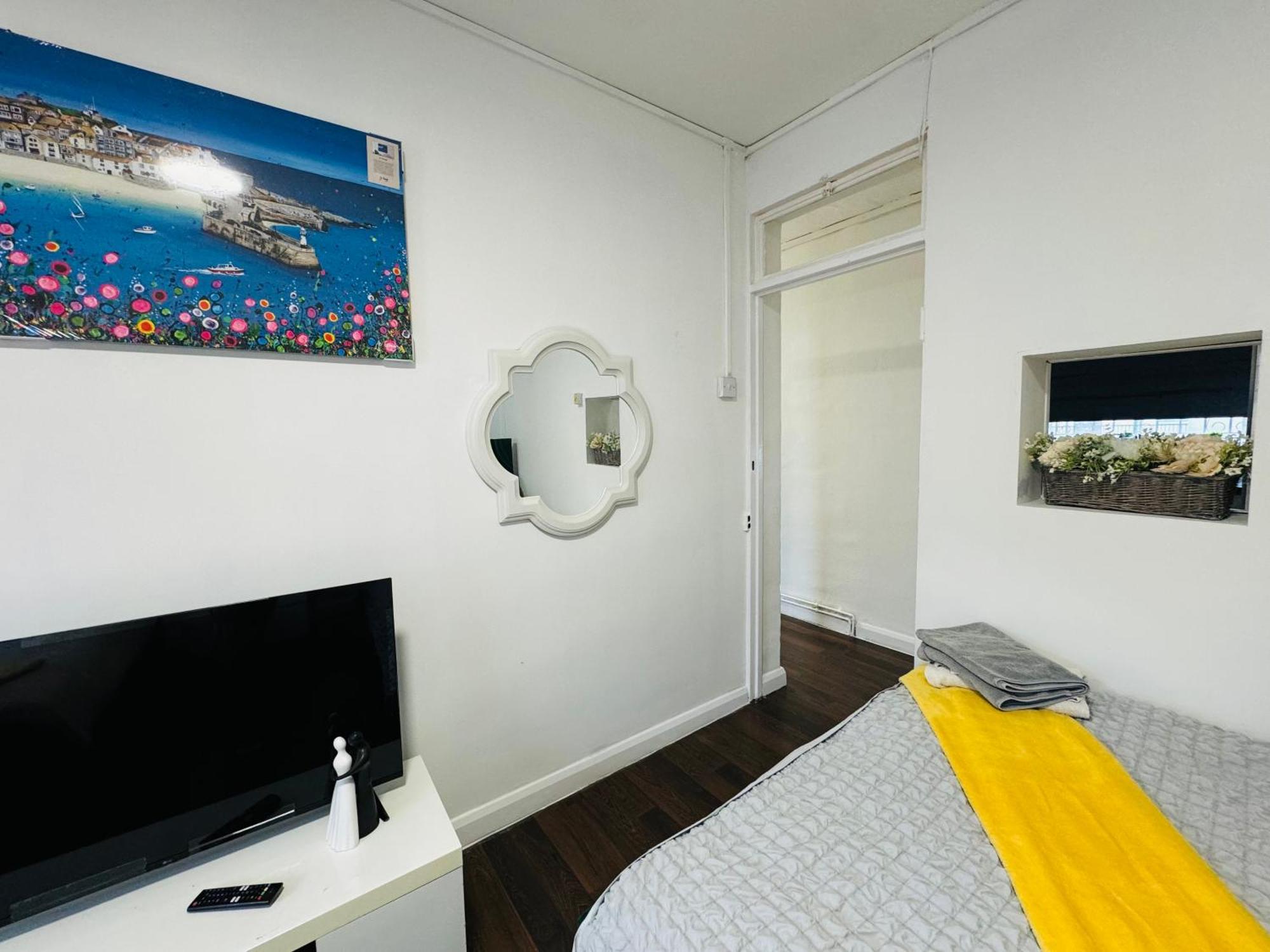 Apartment Lovely 1bedroom For 6ppl In Whitechapel, 1min Away To Dlr Station *