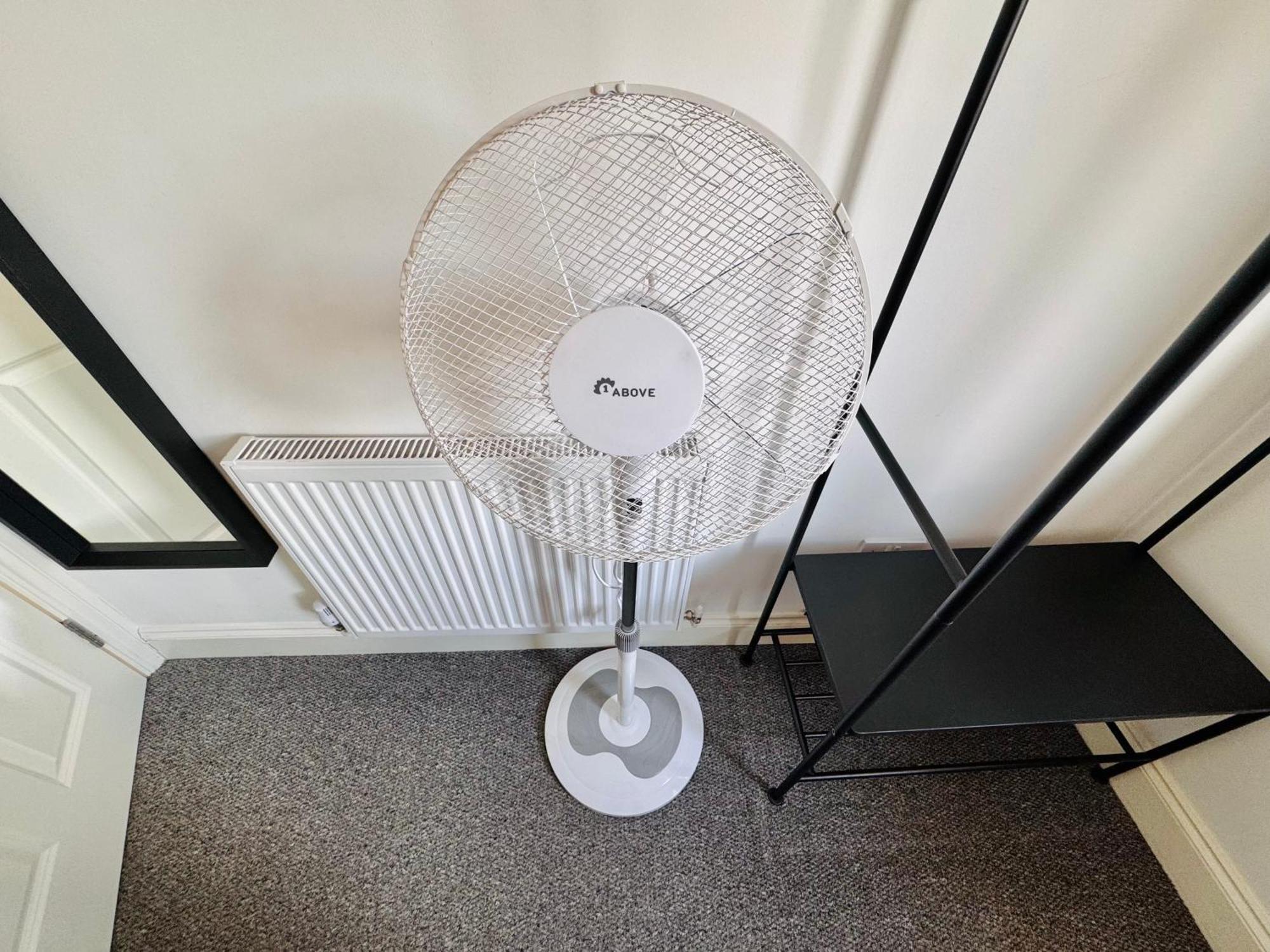 Convenient 2-bed 30min To Apartment London