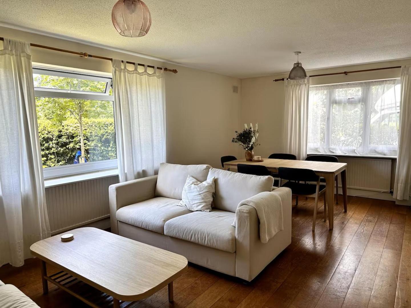 Jonathan Court Apartment
