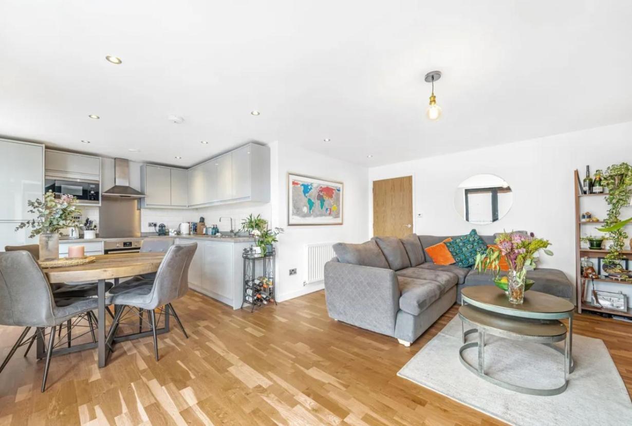 Apartment Dillion Wo 3 London