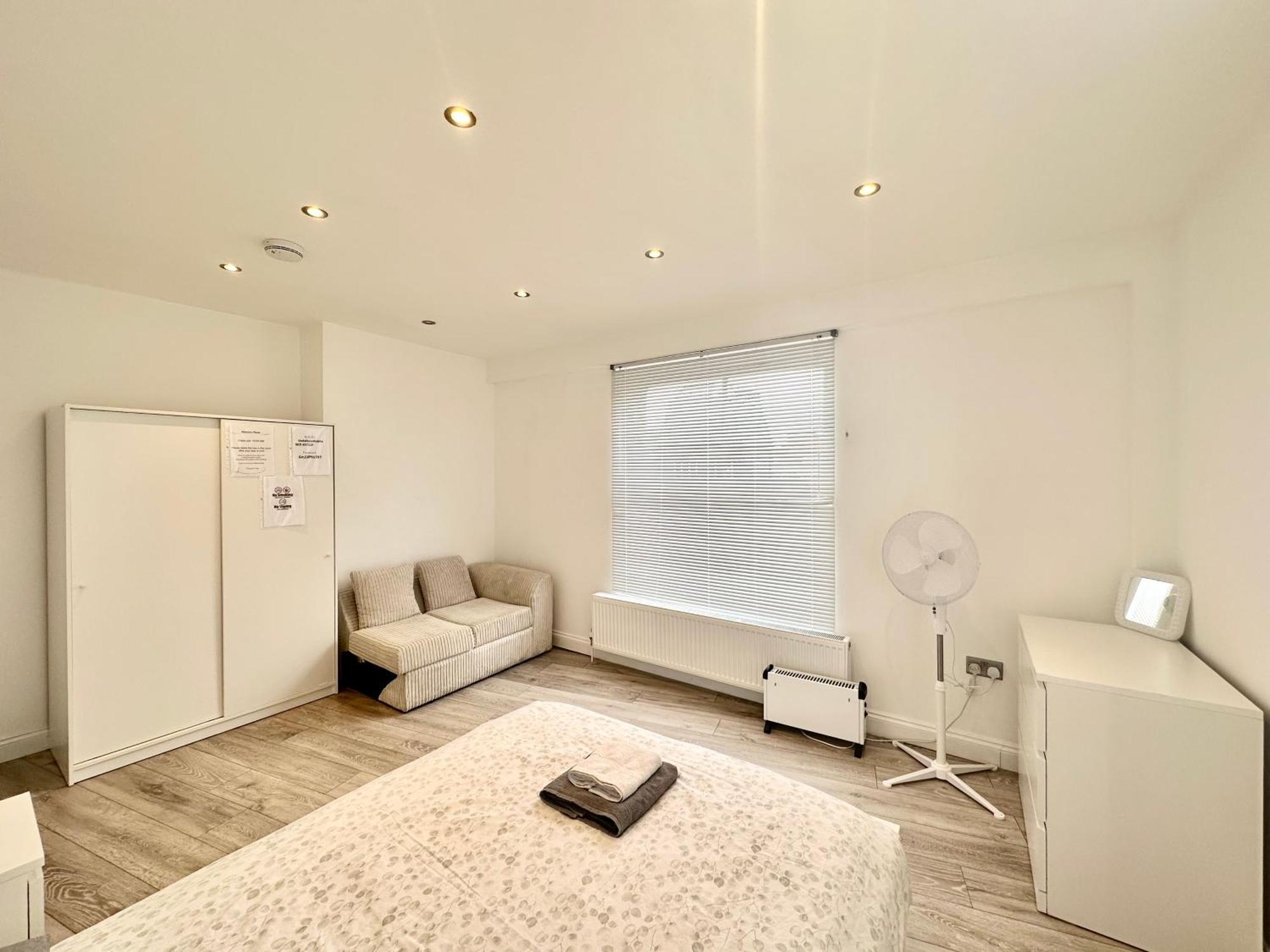3 Bedrooms Apartment, 5 Minutes Walk To Marble Arch, Hyde Park London