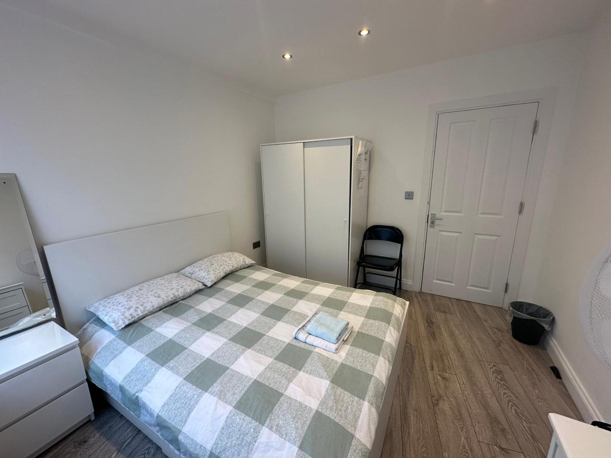 Apartment 3 Bedrooms Apartment, 5 Minutes Walk To Marble Arch, Hyde Park