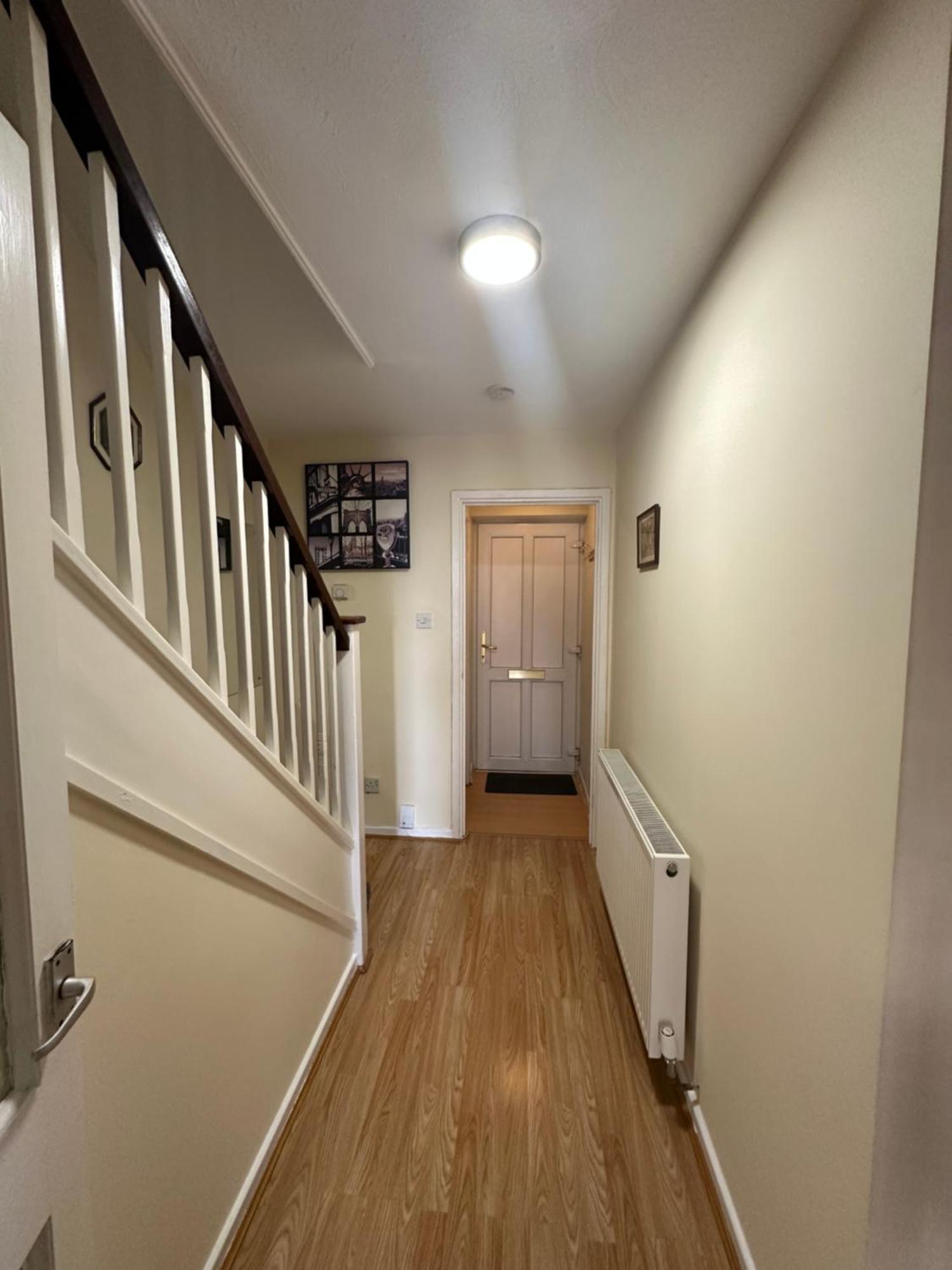Spacious Double Near Excel Homestay *