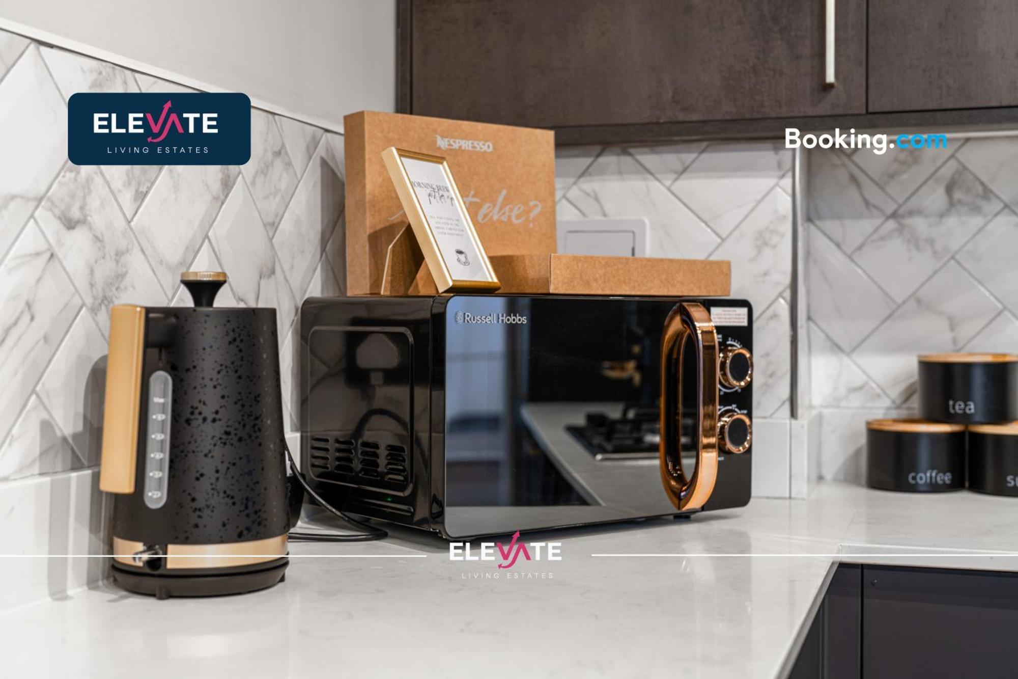 Premium Deals L Last-minute Escape L Wembley Stadium Location, Free Parking, Sleeps 8 L Elevate Living Estates Short Lets & Serviced Wembley Apartment *