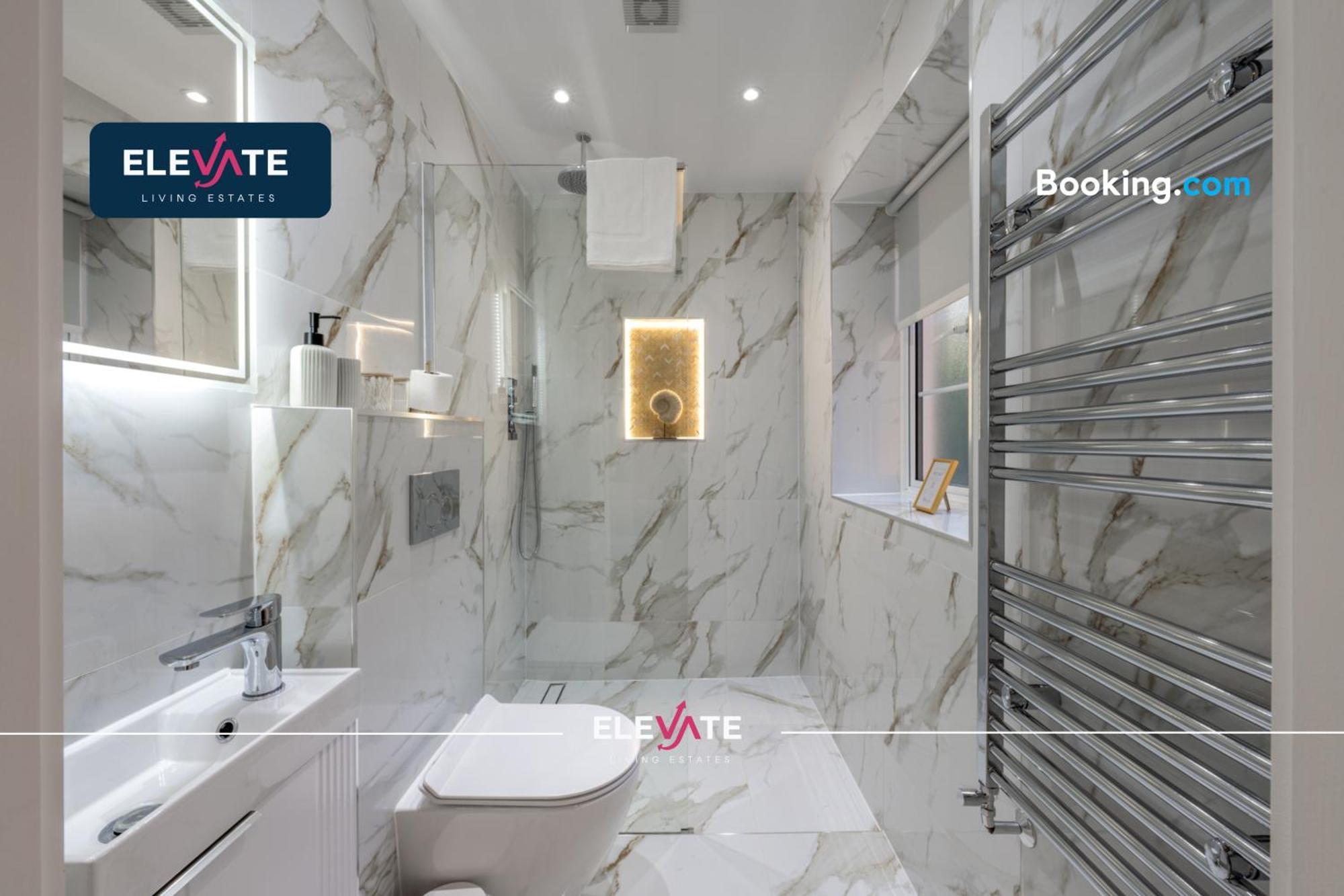 Premium Deals L Last-minute Escape L Wembley Stadium Location, Free Parking, Sleeps 8 L Elevate Living Estates Short Lets & Serviced Wembley Apartment *