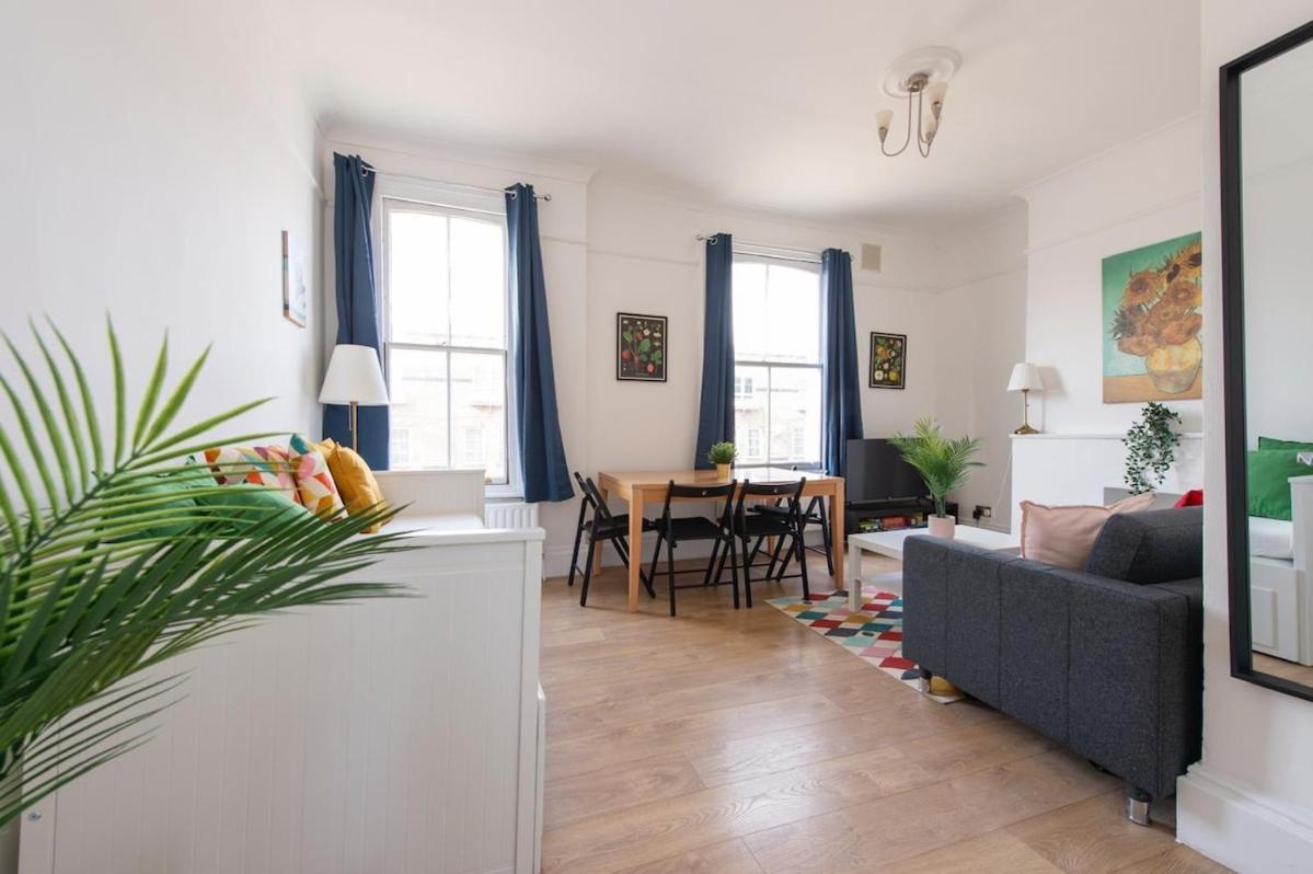 Apartment Split-level Spacious Family