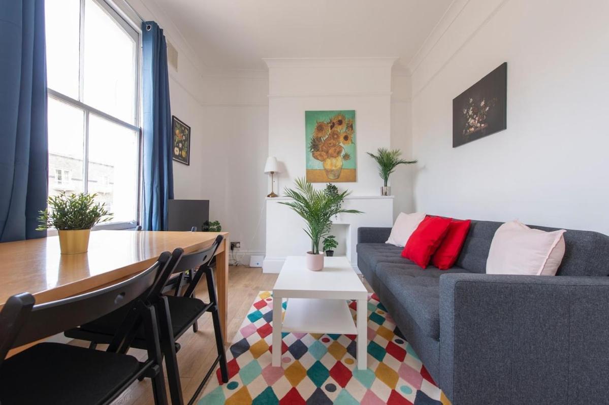 Split-level Spacious Family London