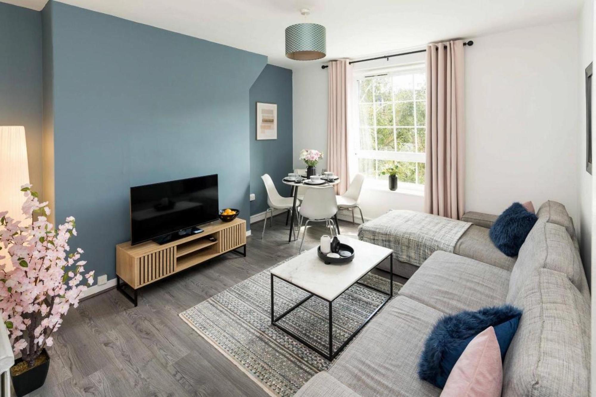 Apartment Sunny 2b-1b Flat Nr Borough Market, London