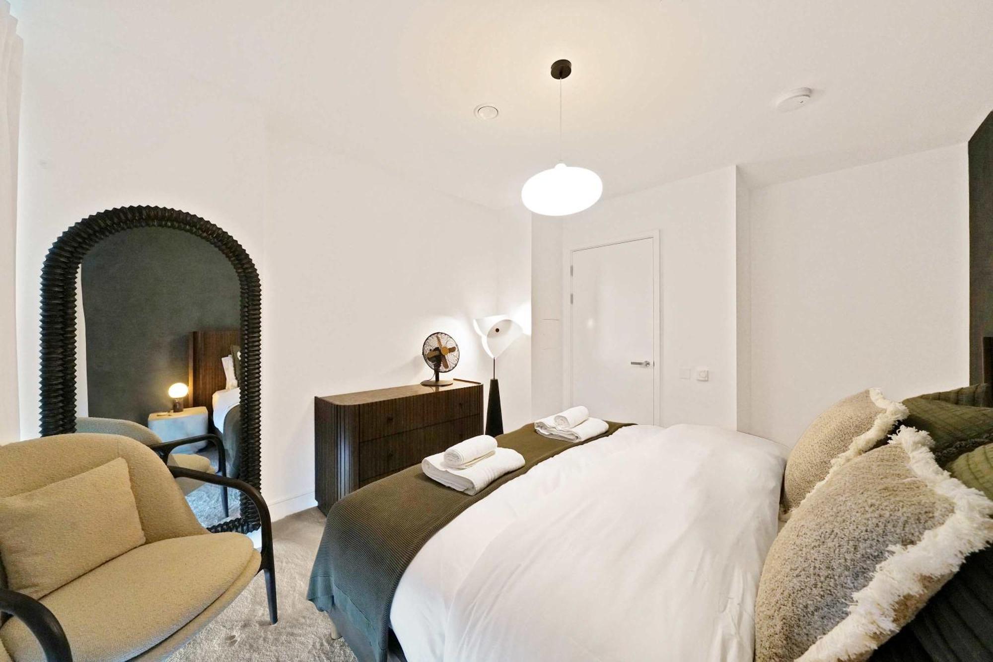 Rosso 2br & Views * Londen