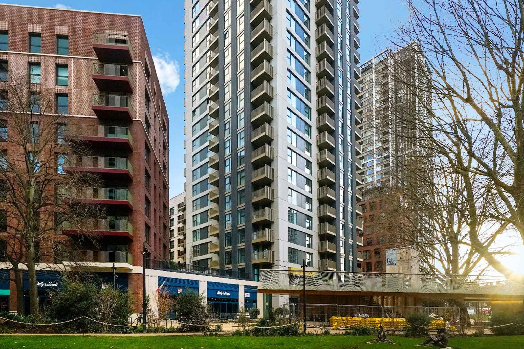 Rosso 2br & Views Appartement Londen
