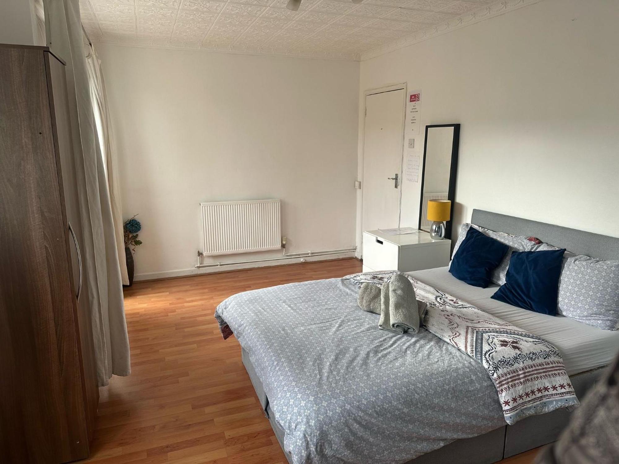 Budget Maisonette Pensión *