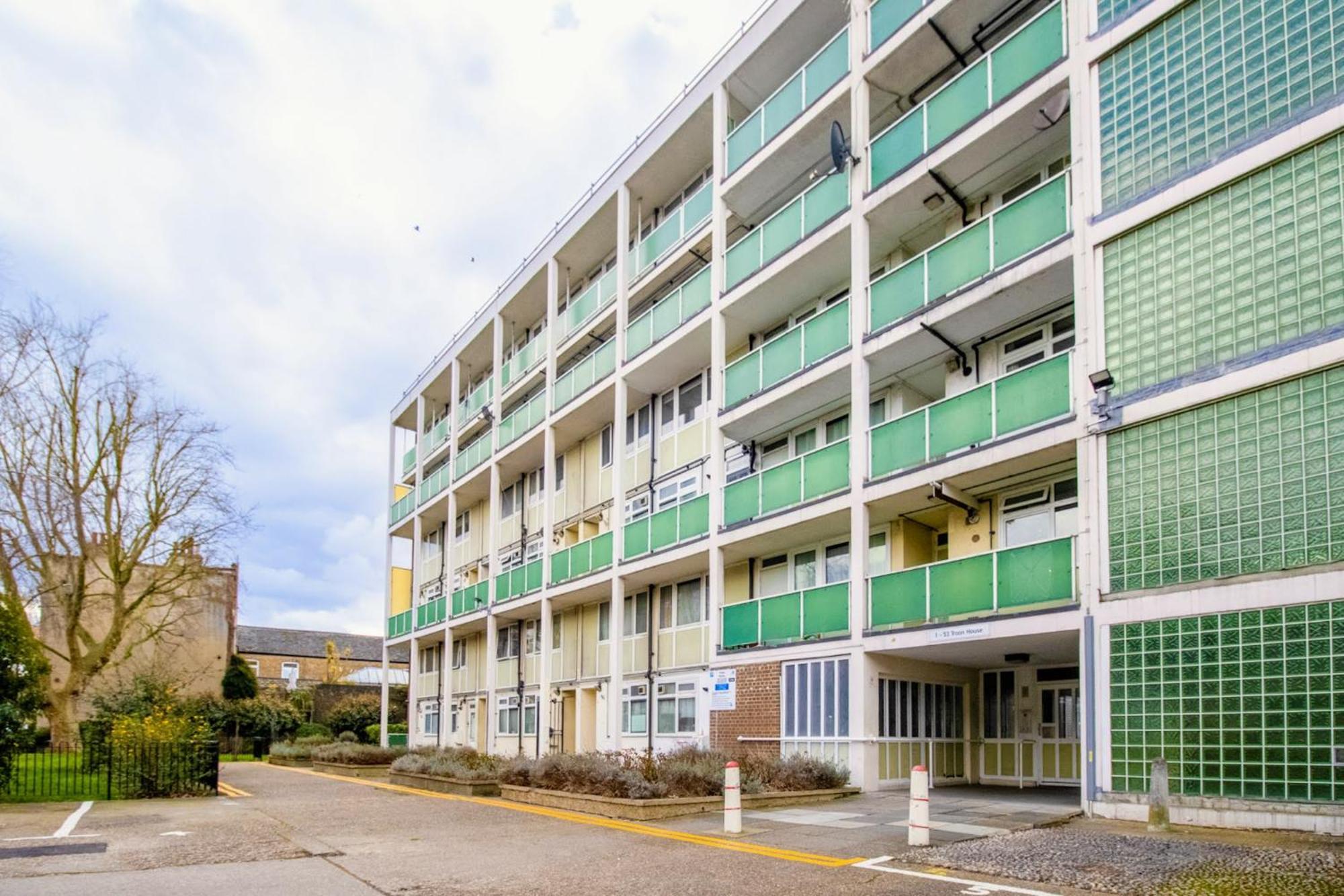 Apartment 2br 2ba Sleeps 6 King Beds Views E1