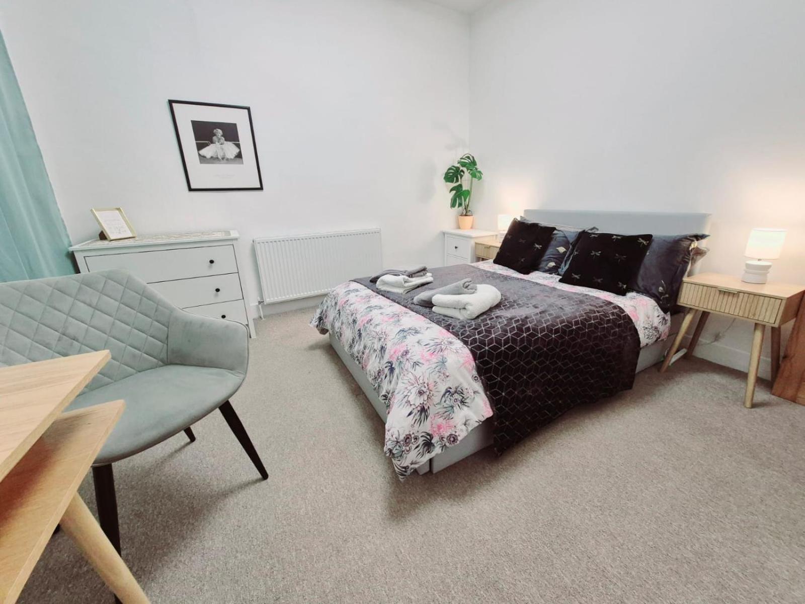 Lovely 2br Flat In London, Turnpike Lane N8 - Piccadilly Line Apartment London