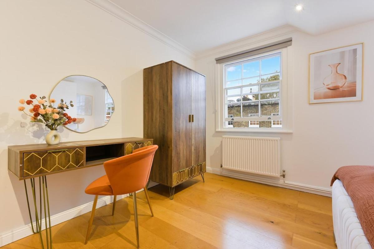 Bright 2 Bed In * London