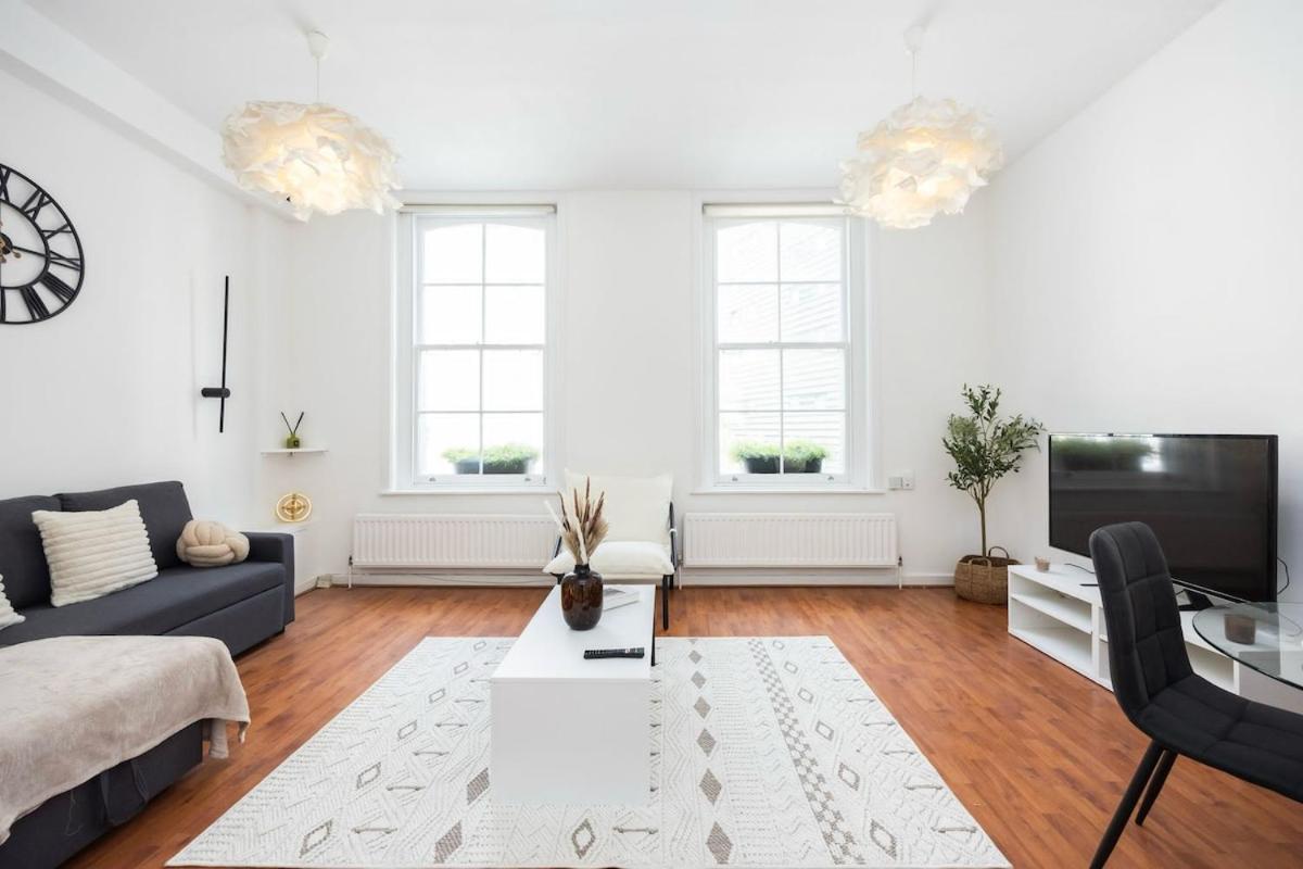 Spacious 1br Near Bridge London