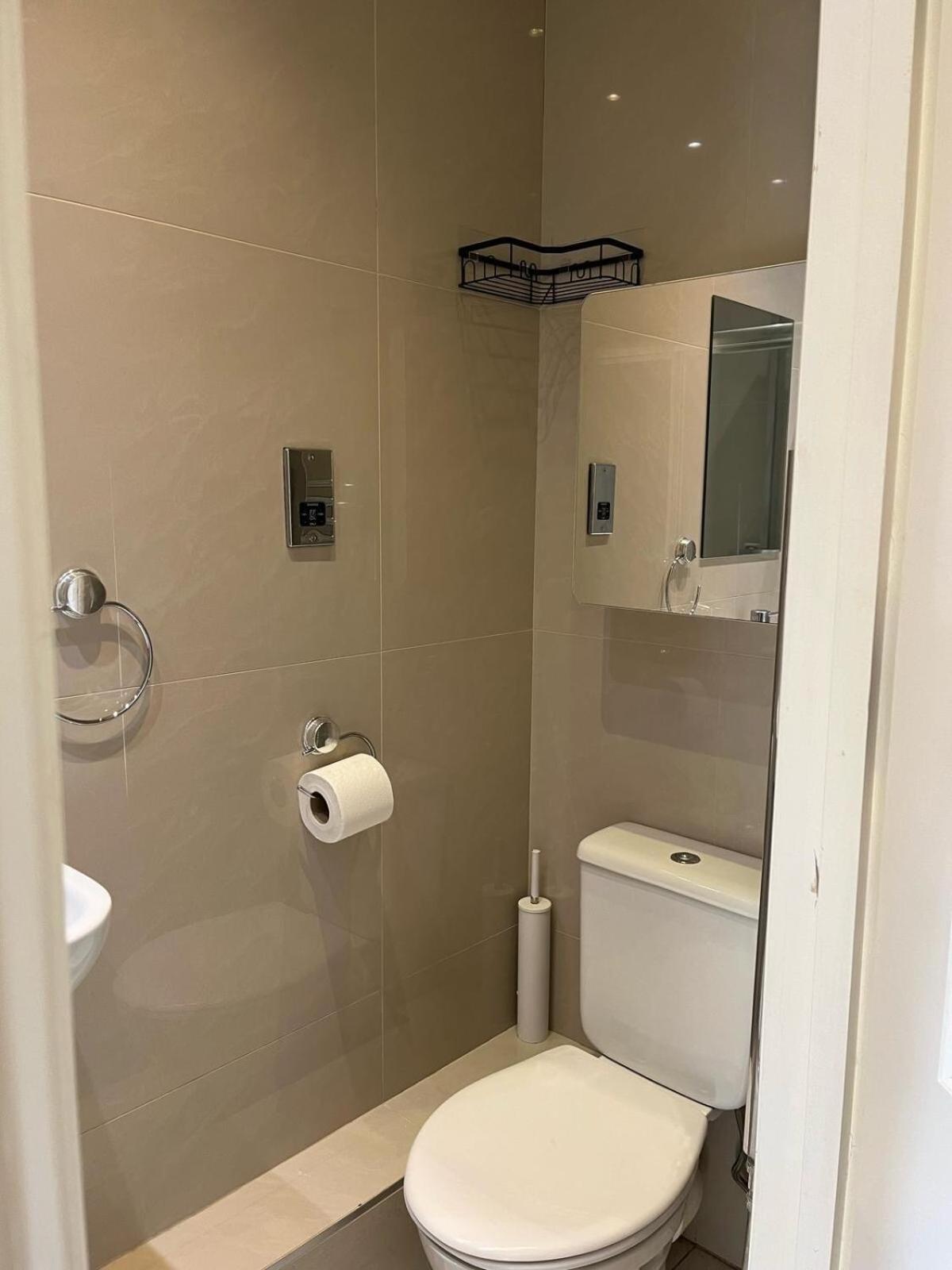 Stylish And Cosy 1-bed Flat London