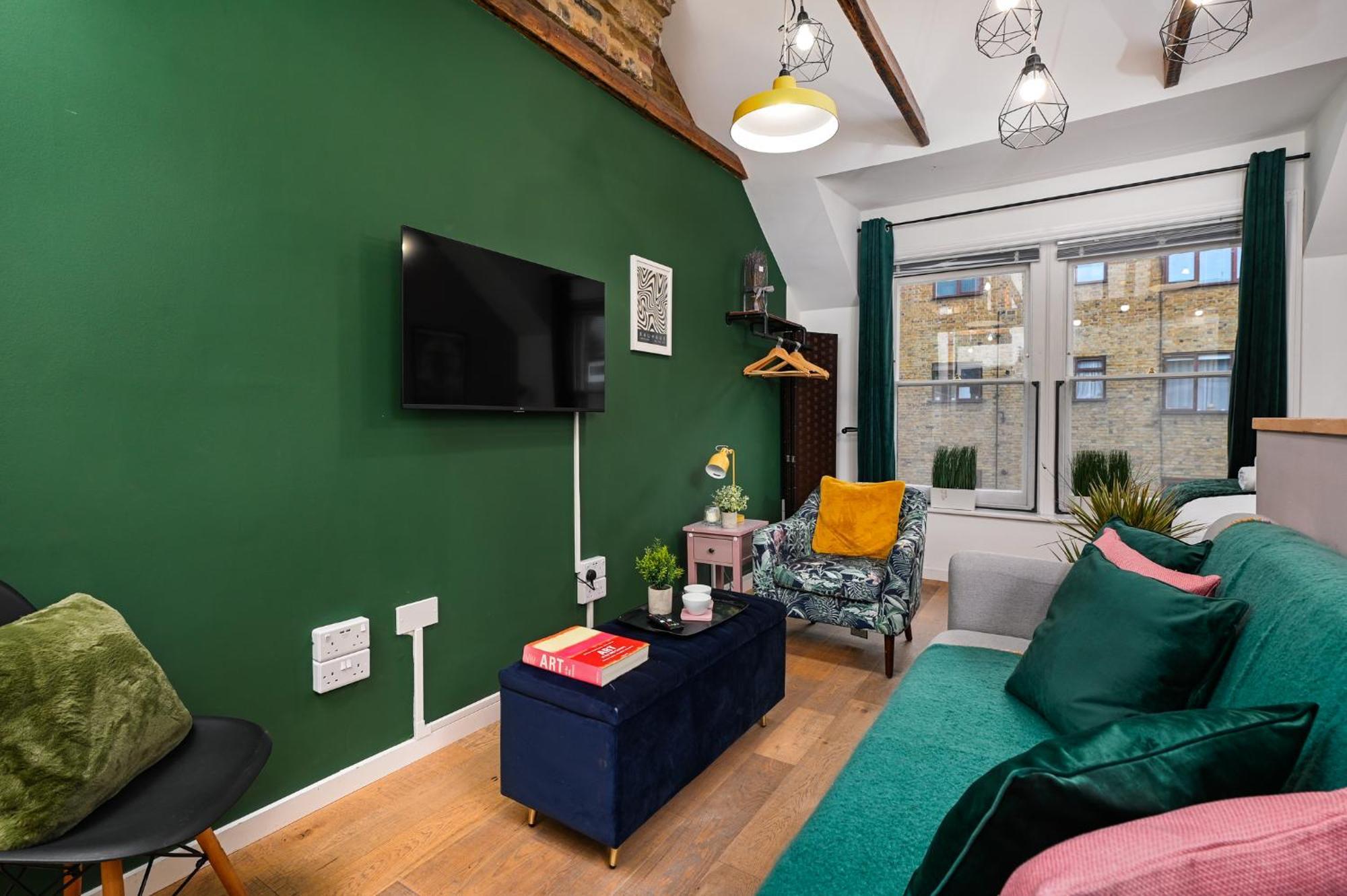 1br Sleeps 4, Georgian Townhouse, Near Liverpool Street, Super London, Beautifully Designed *