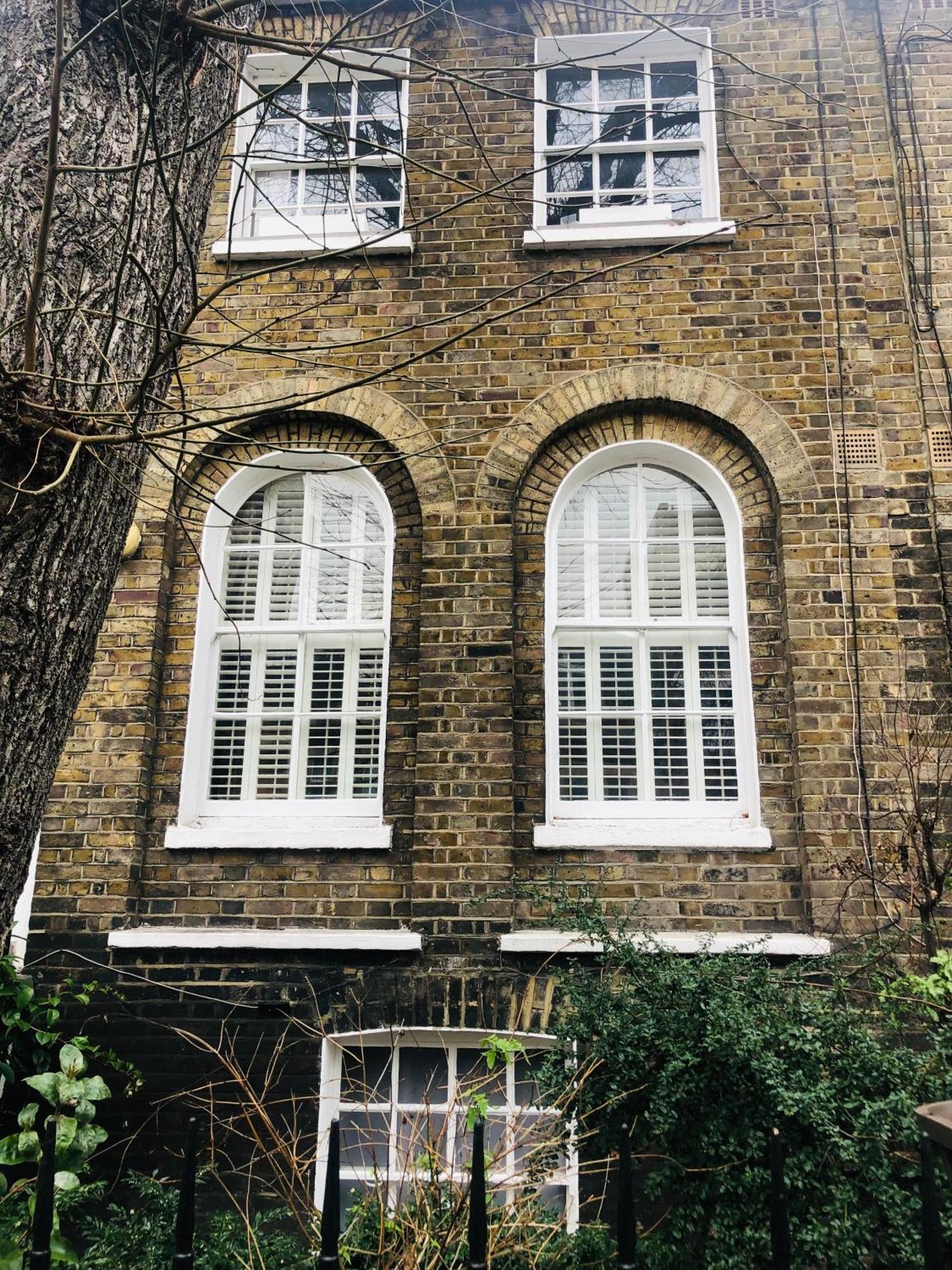 Luxury, One-bedroom Street Apartment *