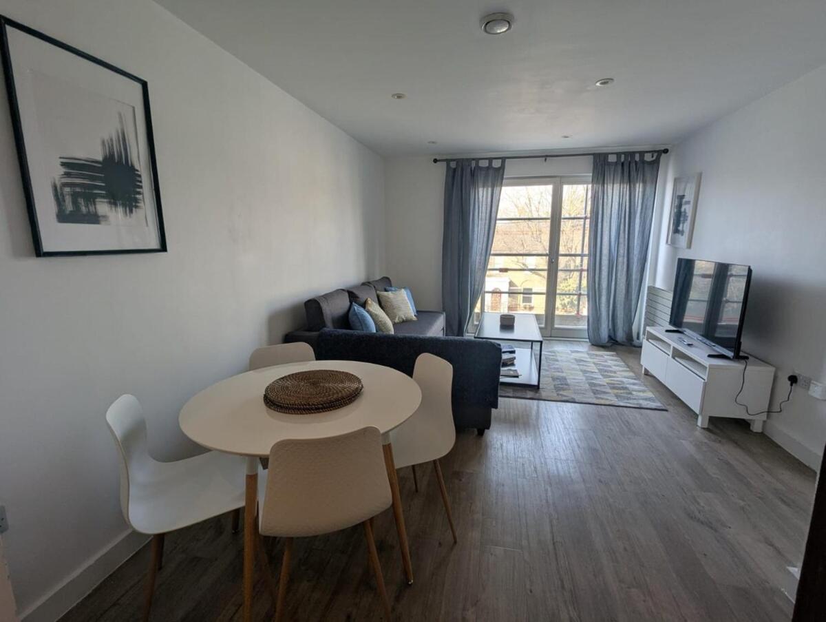 Apartment Modern Large Flat 1min To Stockwell Station With Skyscraper View *