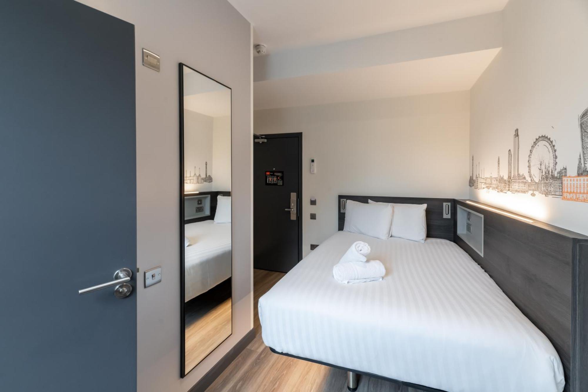 Easyhotel Victoria Hotel 2*