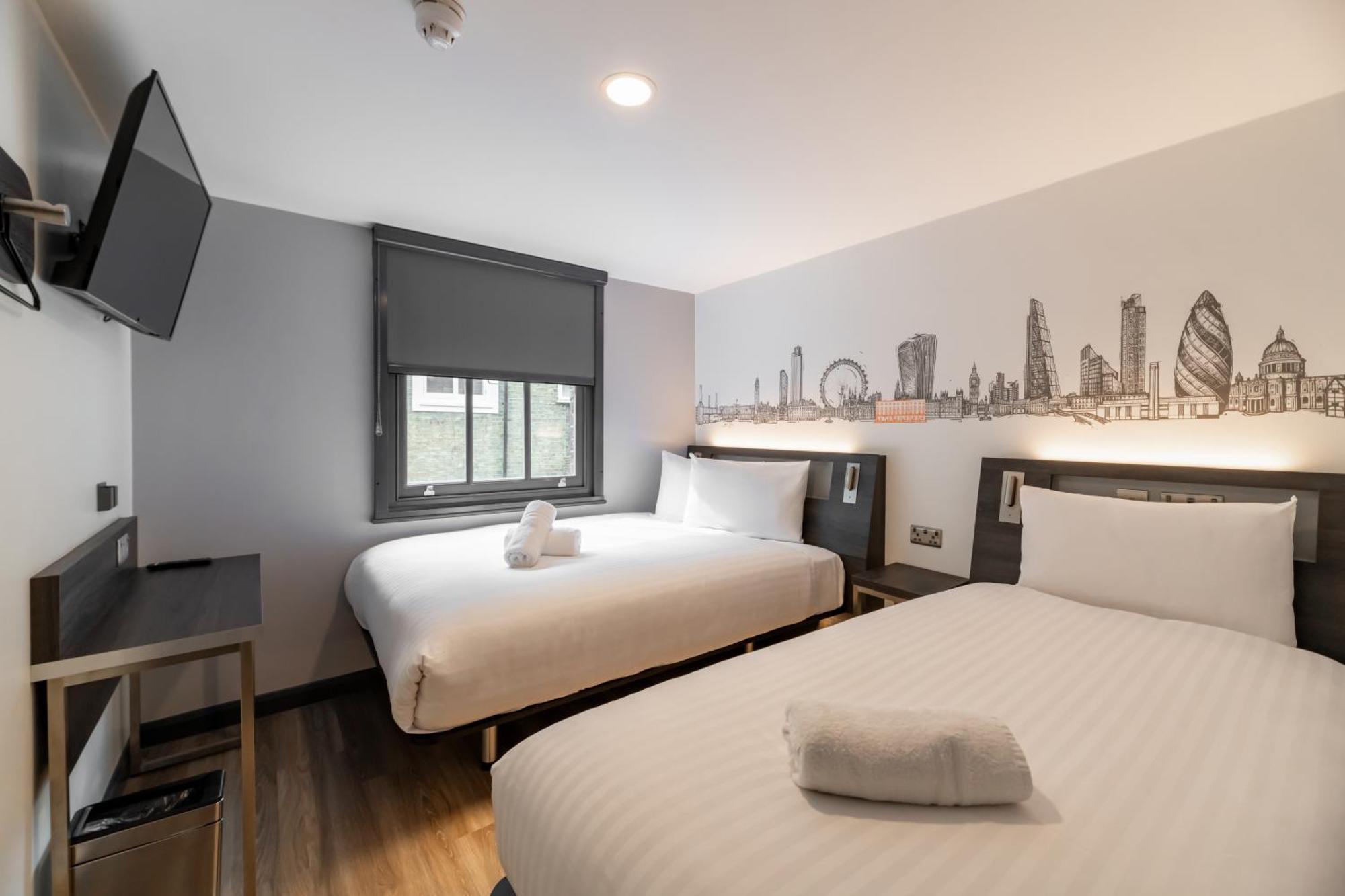 Easyhotel Victoria Hotel 2*