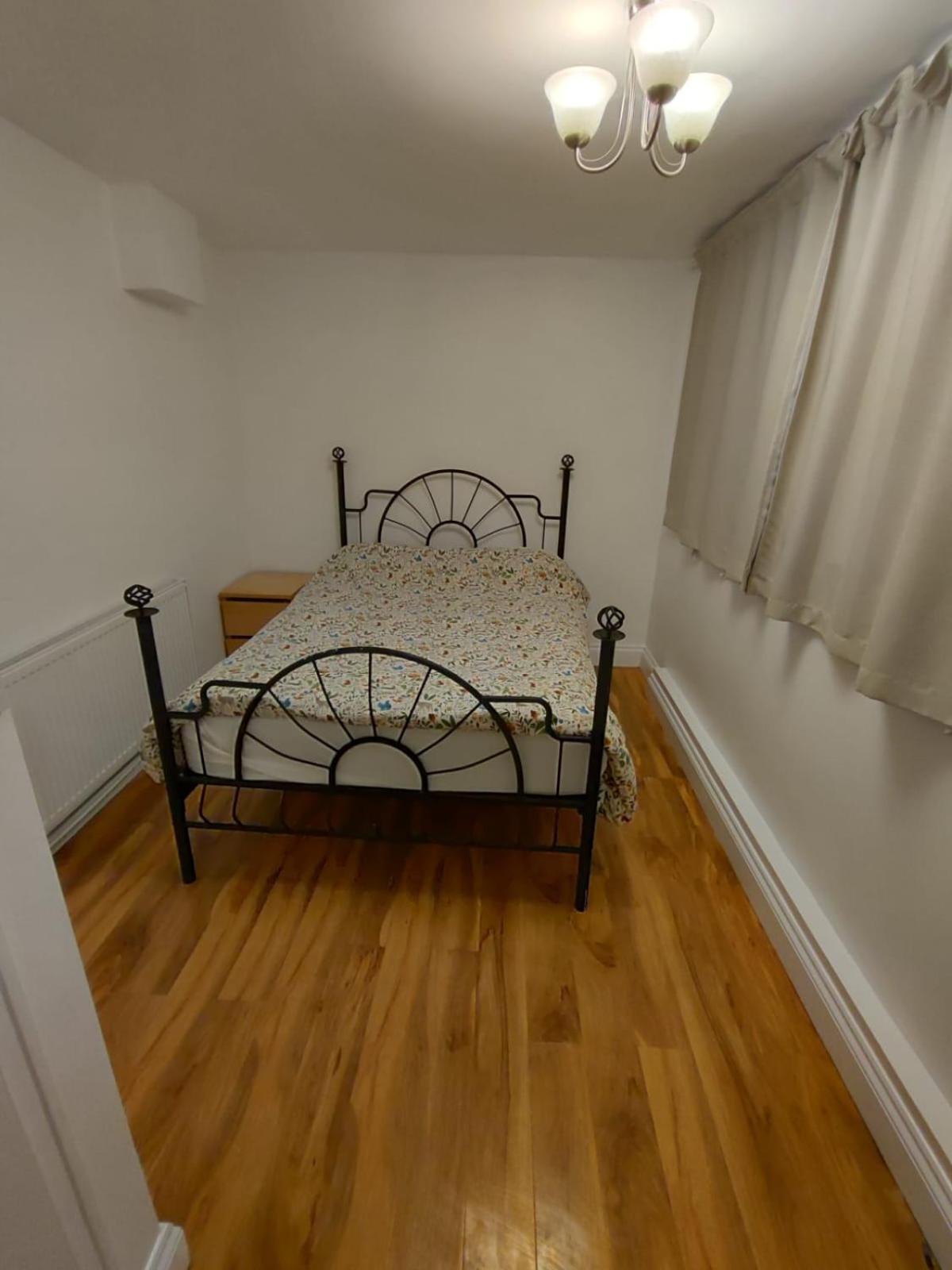 Apartment Stunning Private Garden London