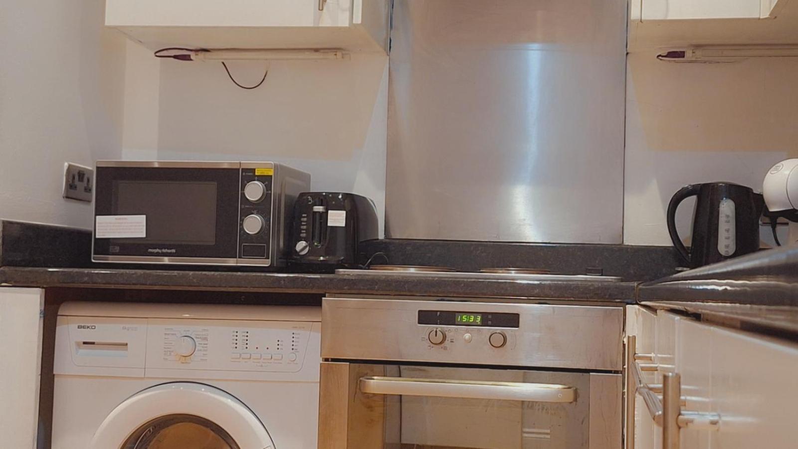 Guest house Comfortable - Cosy - Budget In Center 2*