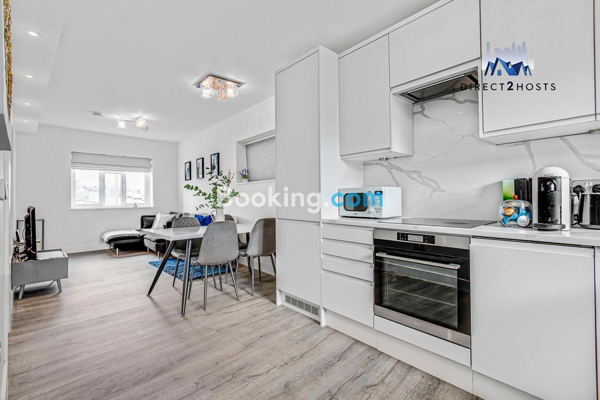 Premium Deals ! Last-minute ! Modern And Stylish Two Bedroom By Direct2hosts With Great Location! W3 7lu, United Kingdom ! By Nancy Short Lets & Serviced Accommodation! * London