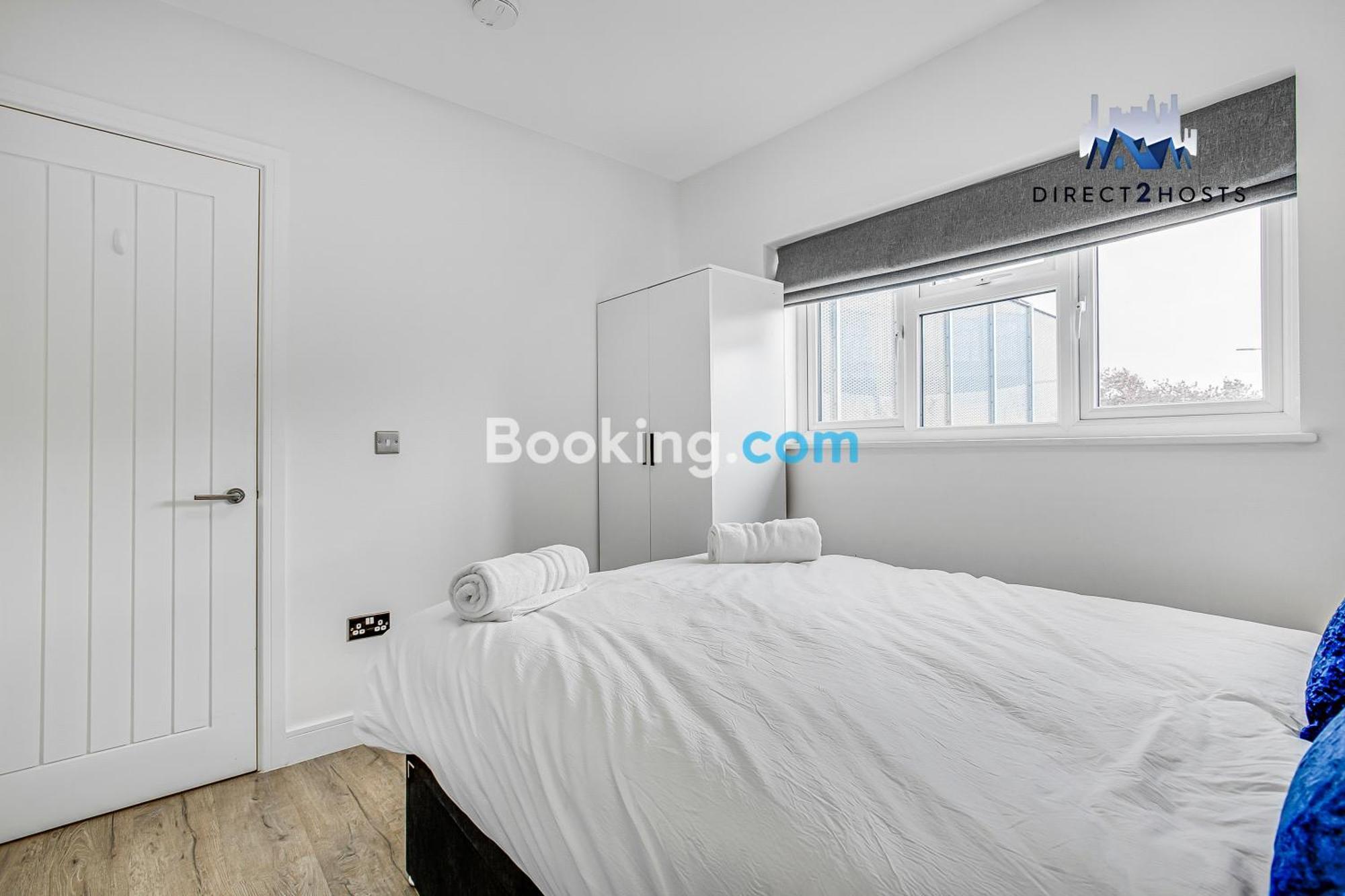 Apartment Premium Deals ! Last-minute ! Modern And Stylish Two Bedroom By Direct2hosts With Great Location! W3 7lu, United Kingdom ! By Nancy Short Lets & Serviced Accommodation!