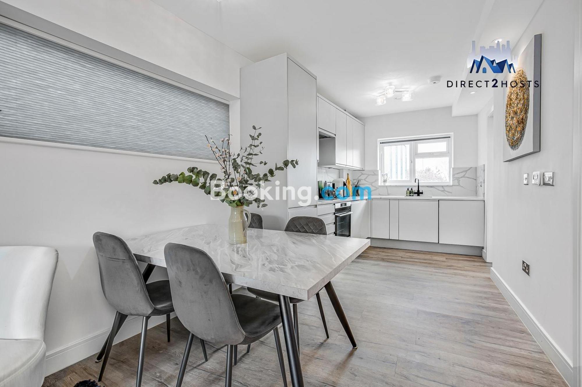 Premium Deals ! Last-minute ! Modern And Stylish Two Bedroom By Direct2hosts With Great Location! W3 7lu, United Kingdom ! By Nancy Short Lets & Serviced Accommodation! Apartment London