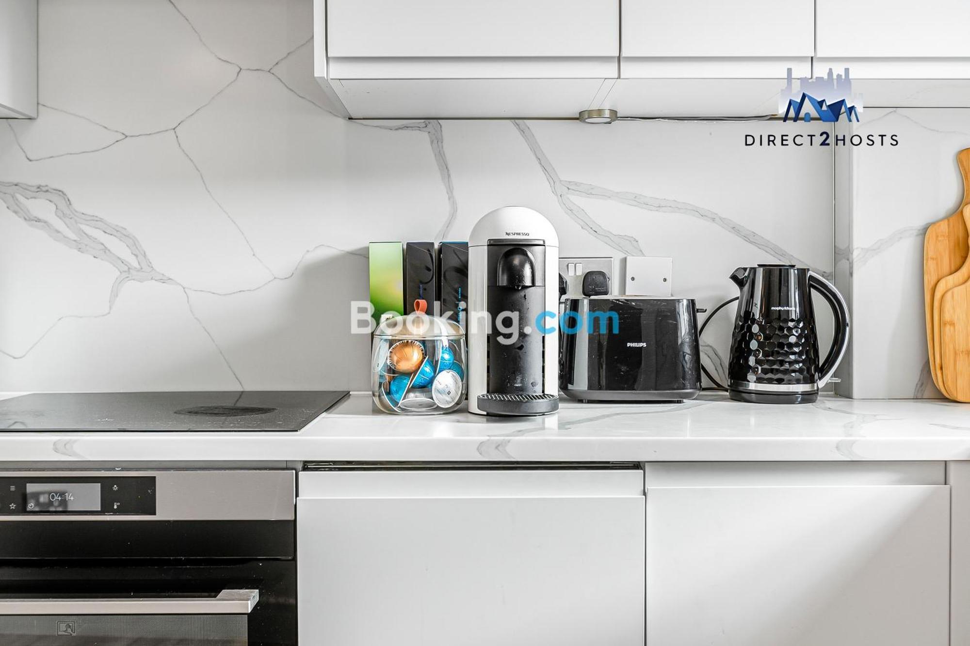 Premium Deals ! Last-minute ! Modern And Stylish Two Bedroom By Direct2hosts With Great Location! W3 7lu, United Kingdom ! By Nancy Short Lets & Serviced Accommodation! London