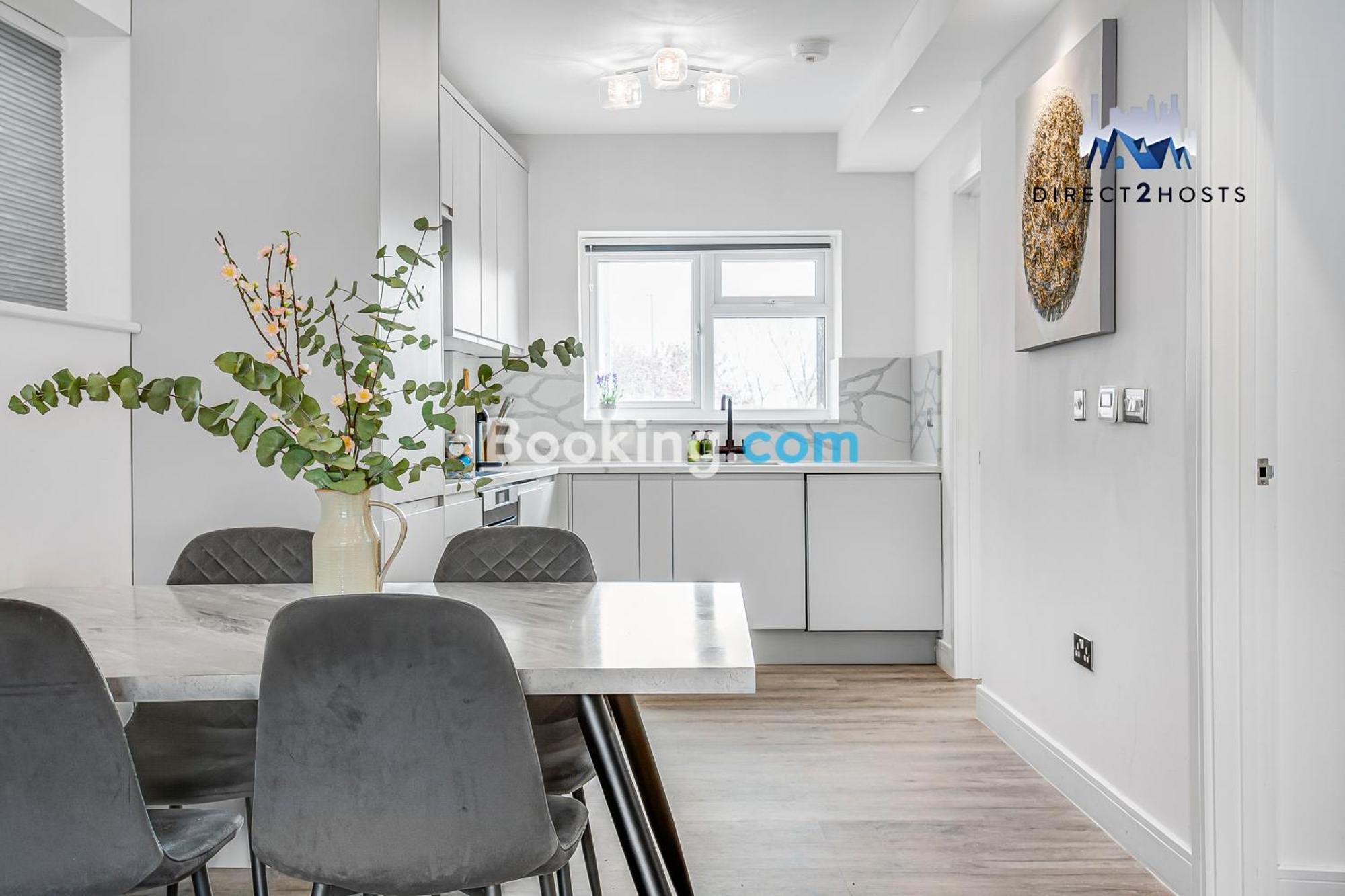 Apartment Premium Deals ! Last-minute ! Modern And Stylish Two Bedroom By Direct2hosts With Great Location! W3 7lu, United Kingdom ! By Nancy Short Lets & Serviced Accommodation! *