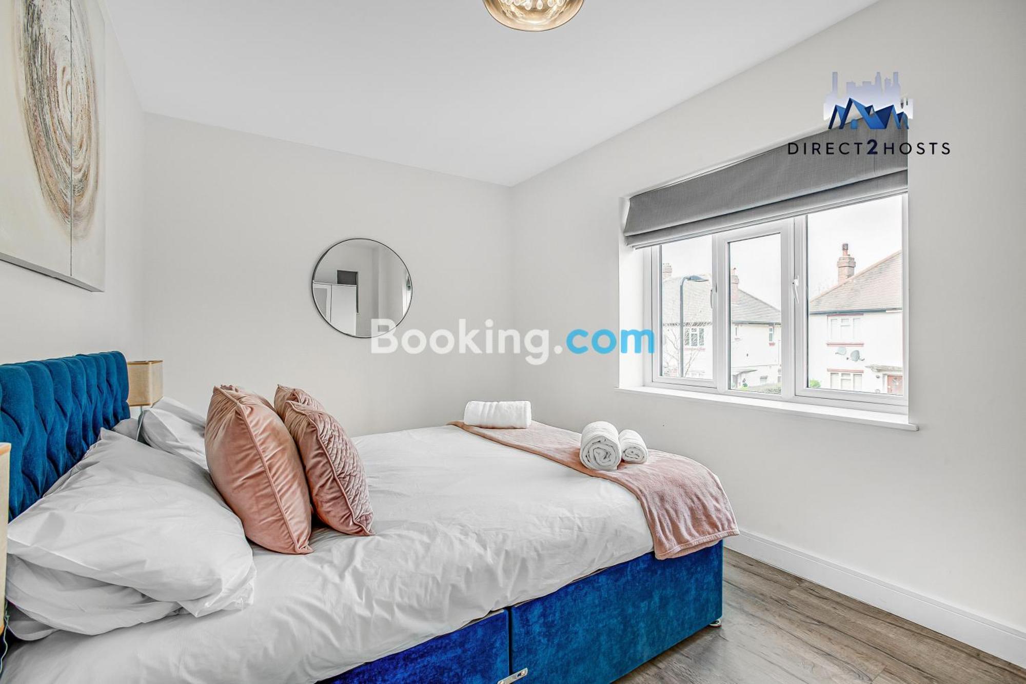 Premium Deals ! Last-minute ! Modern And Stylish Two Bedroom By Direct2hosts With Great Location! W3 7lu, United Kingdom ! By Nancy Short Lets & Serviced Accommodation! Apartment London