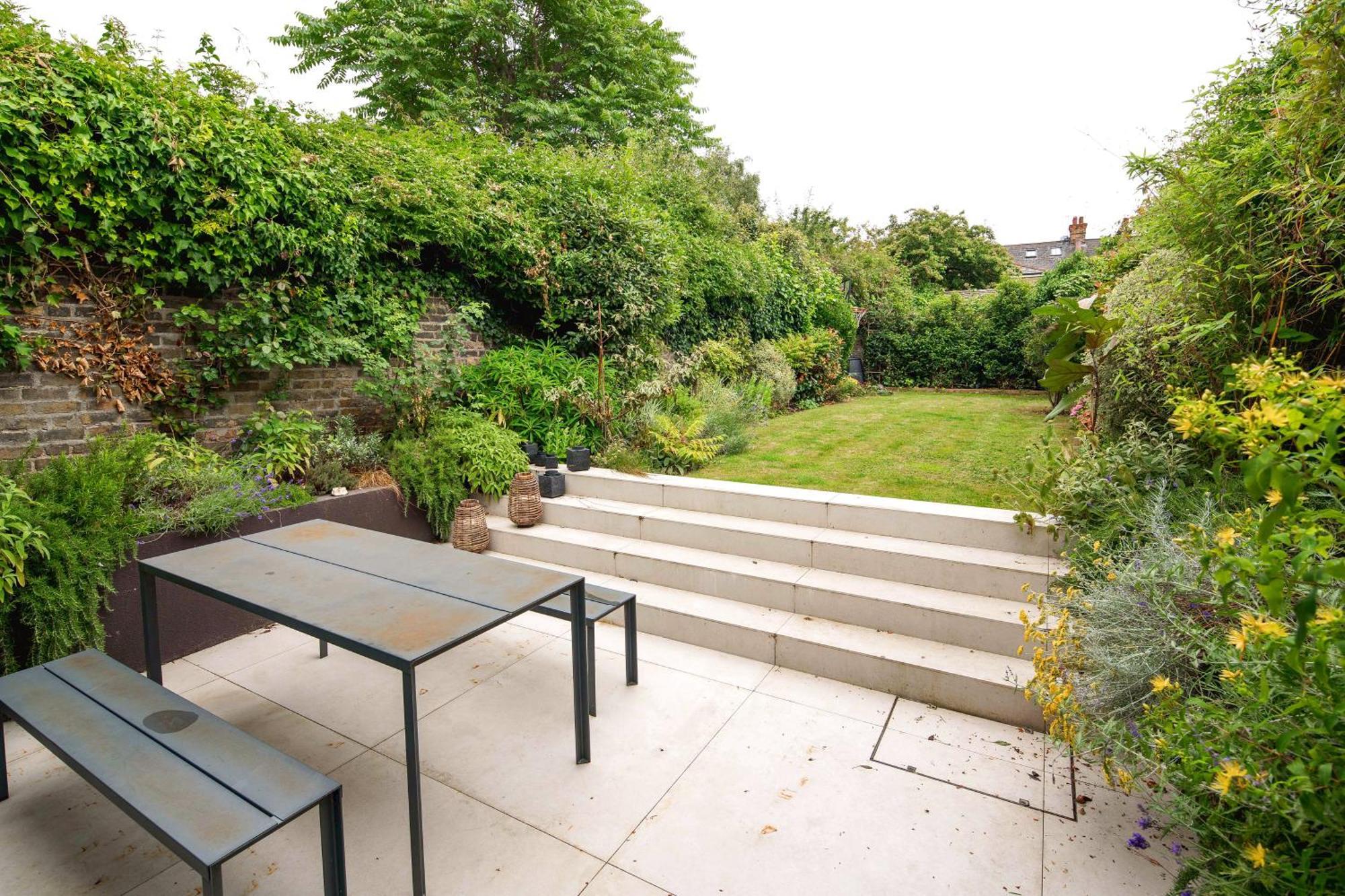 Holiday home Stylish 4-bedroom Near Notting Hill London