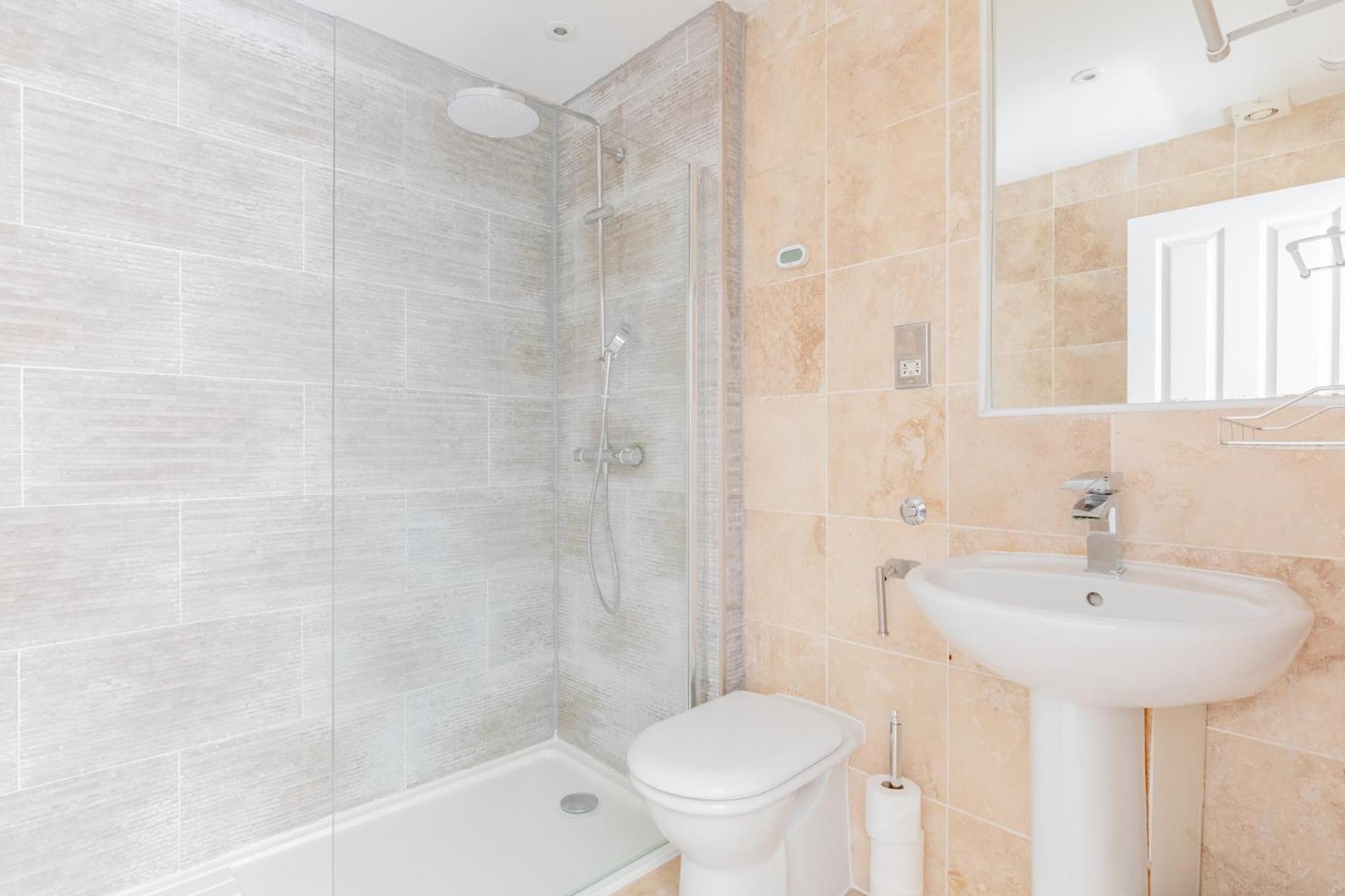 Apartment Stunningly Spacious 4bd Clapham North *