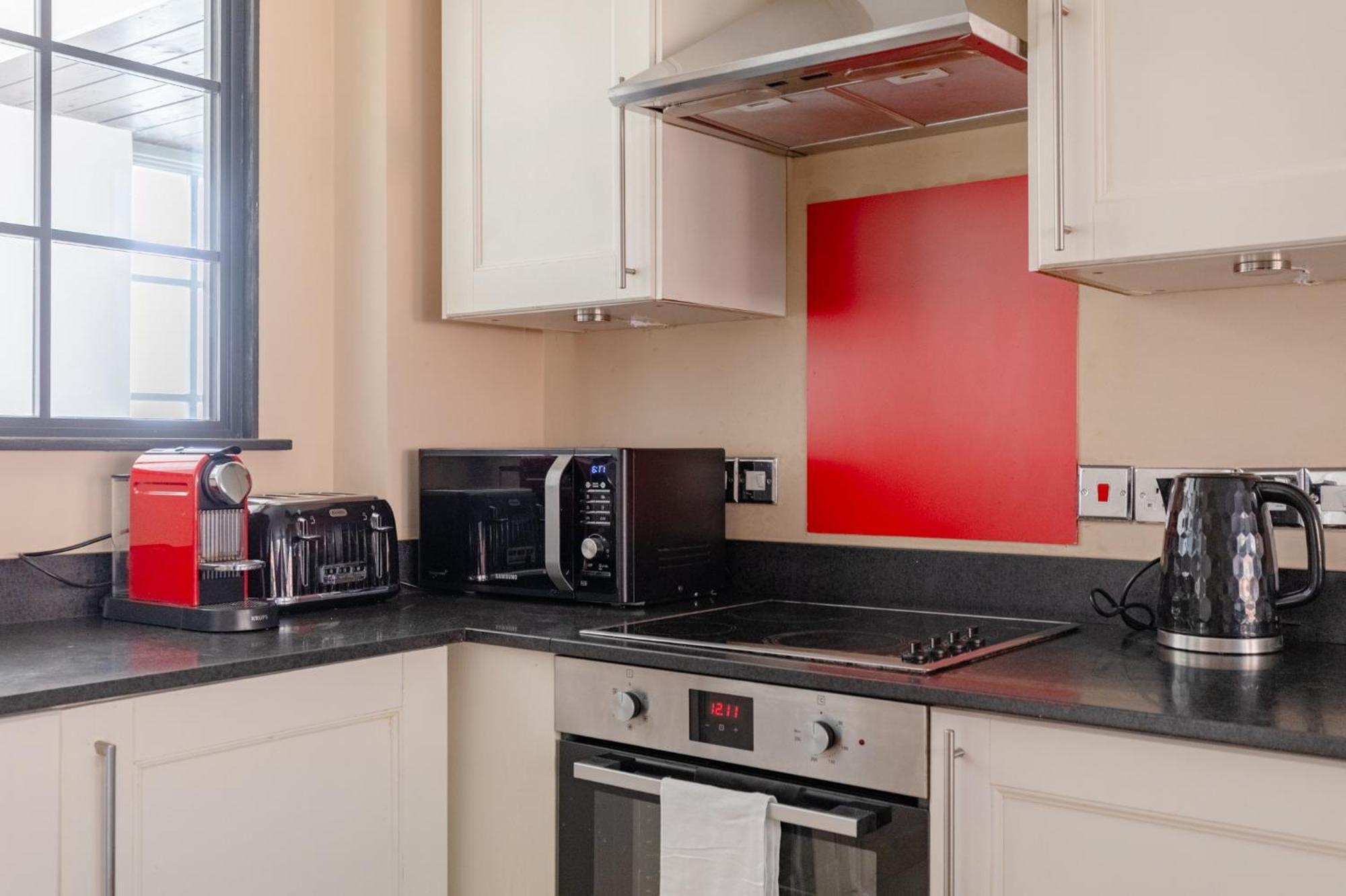 Apartment Stunningly Spacious 4bd Clapham North London