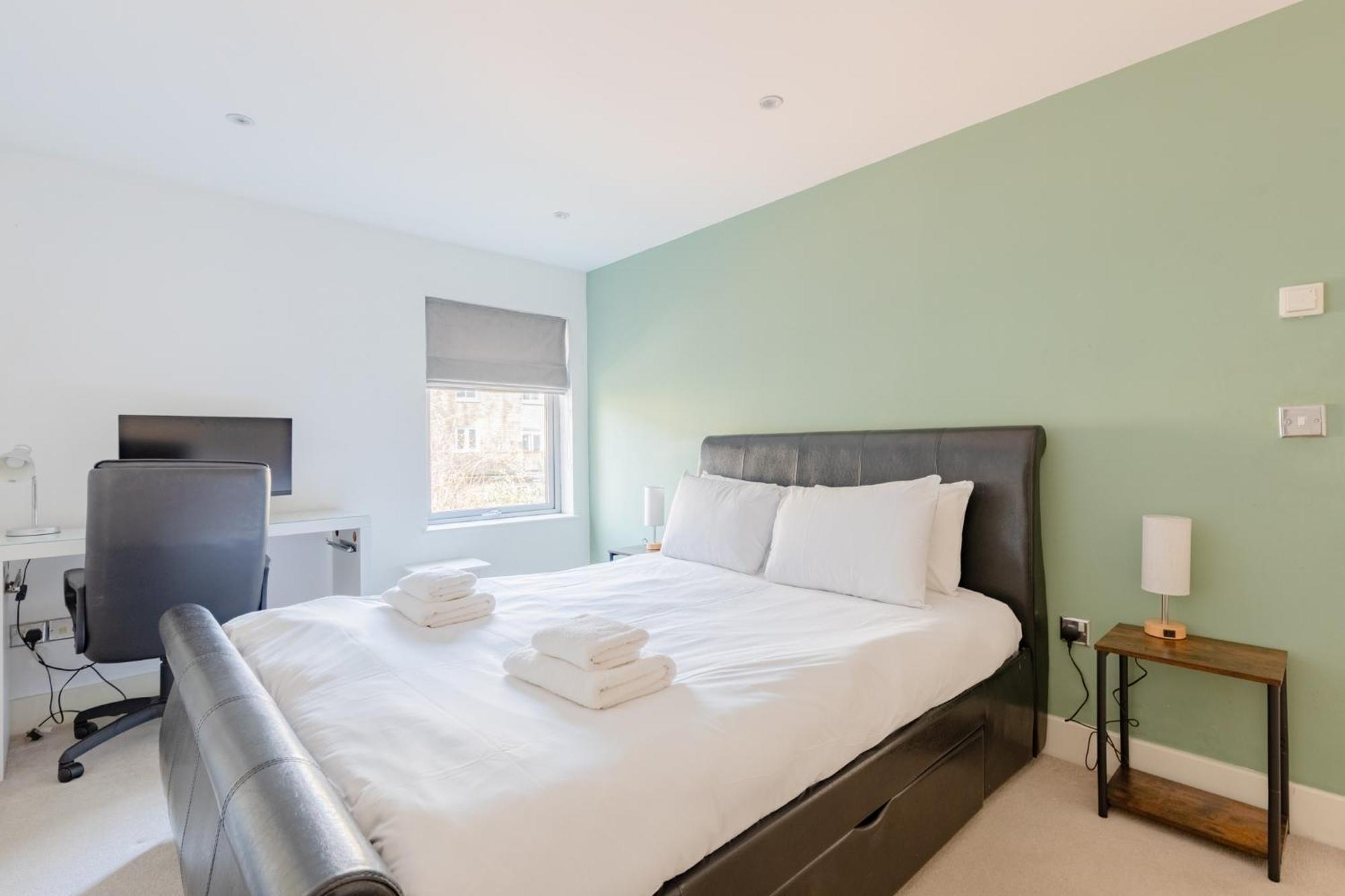 Apartment Stunningly Spacious 4bd Clapham North