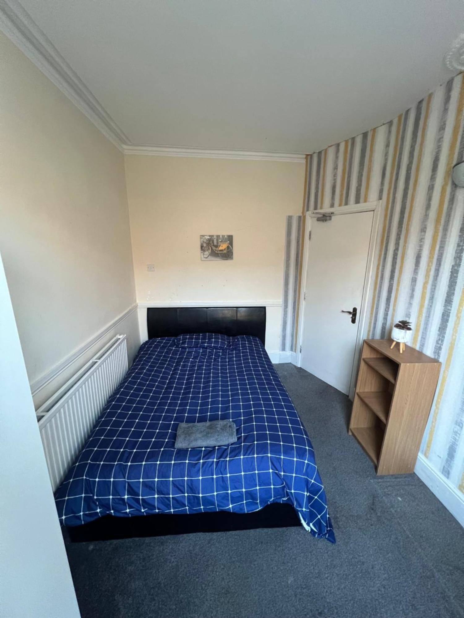 Elephant And Castle Cosy Double Bed Bed & Breakfast