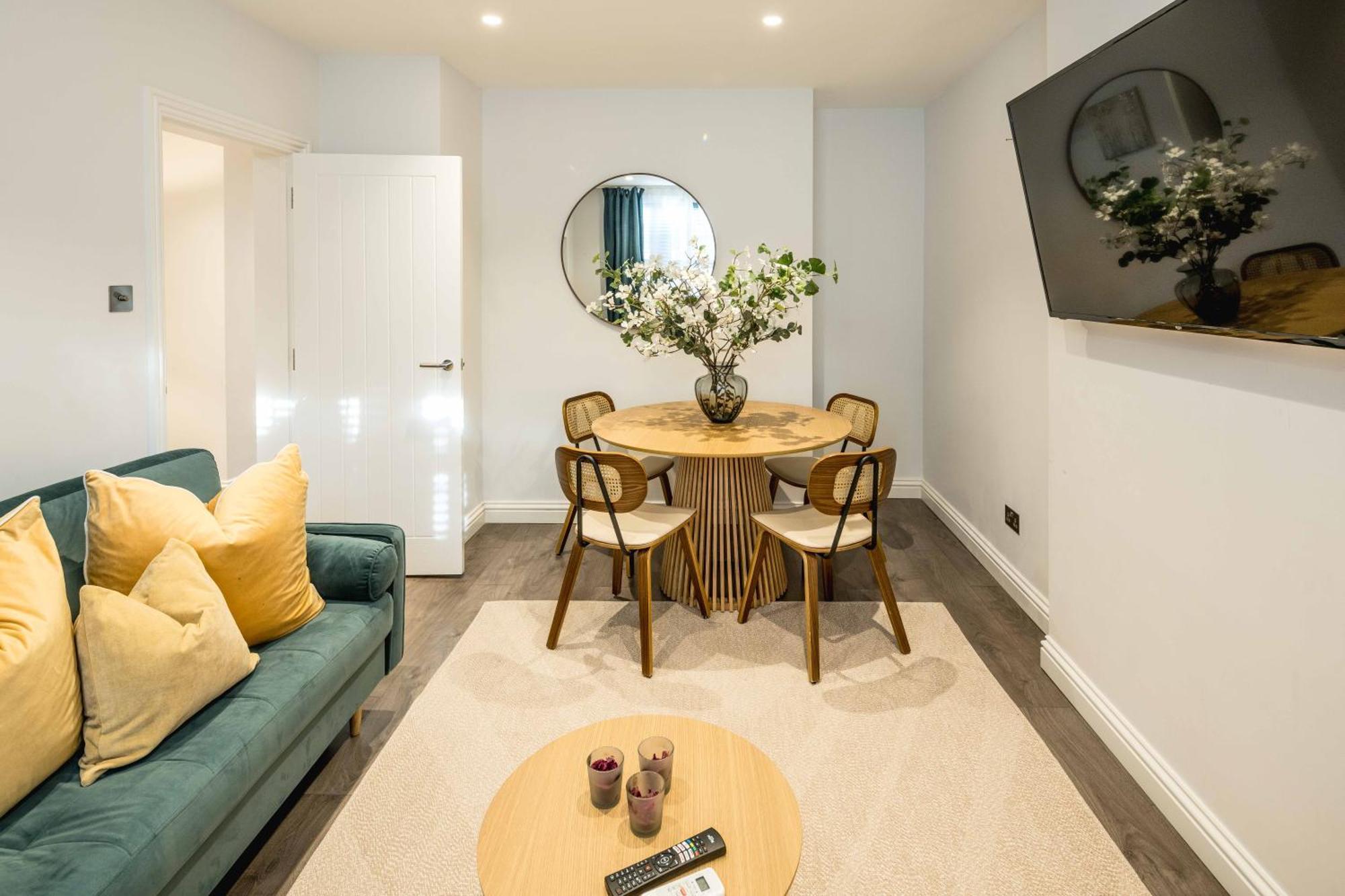 Brand New 1-bedroom In And Convenient London