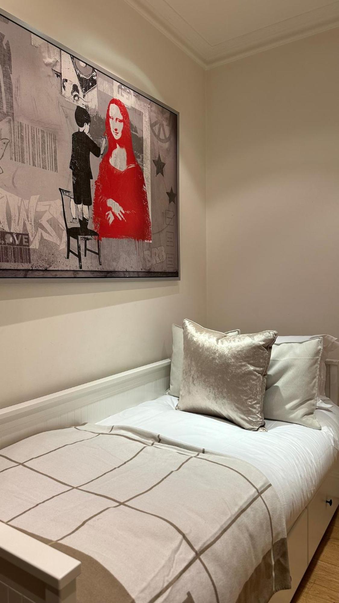 The Hermes - Marylebone Apartment