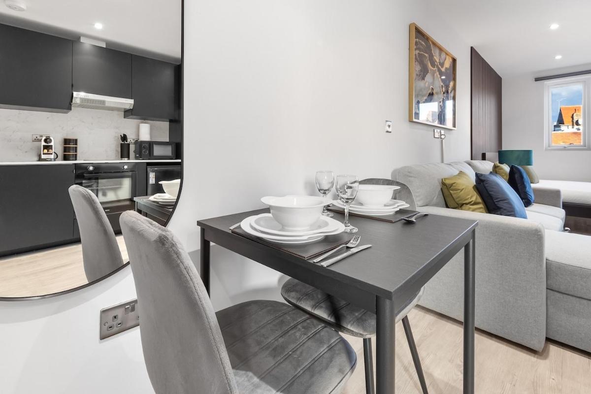 Apartment Modern - Golders - Near Station *