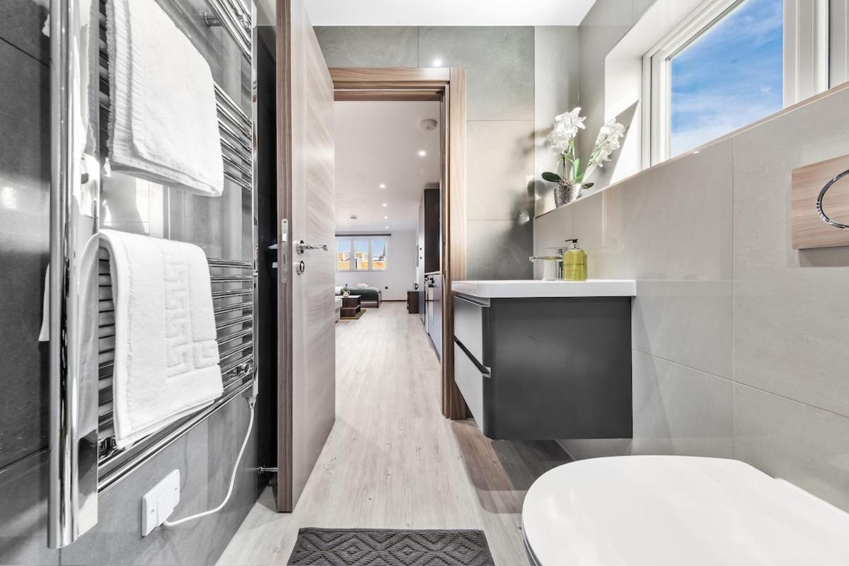 Apartment Modern - Golders - Near Station *