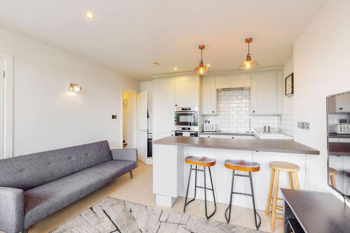 The Cosy Urban Jungle - Brixton * London