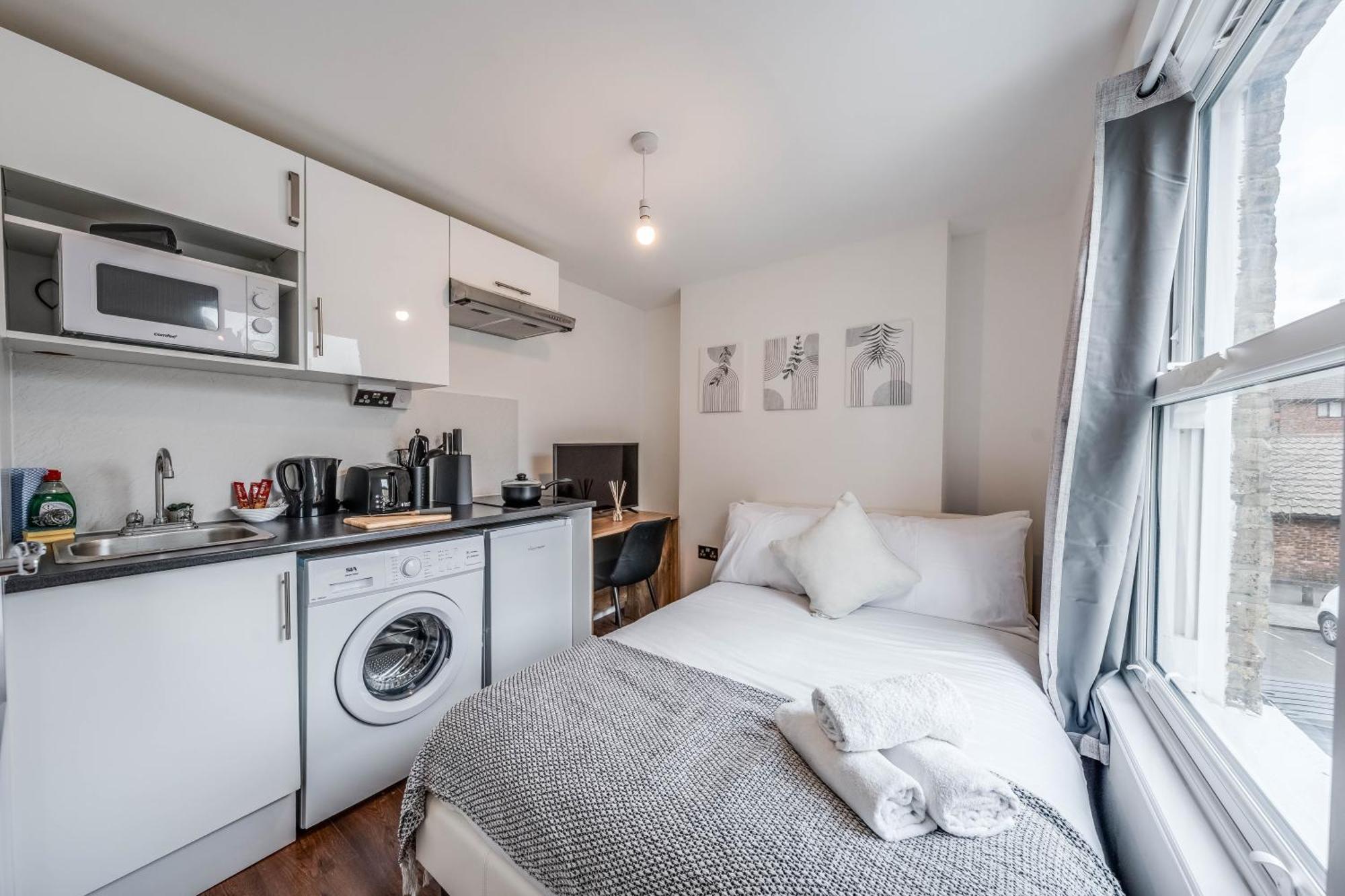Camberwell High Spec 6-studio Unit Block Londen