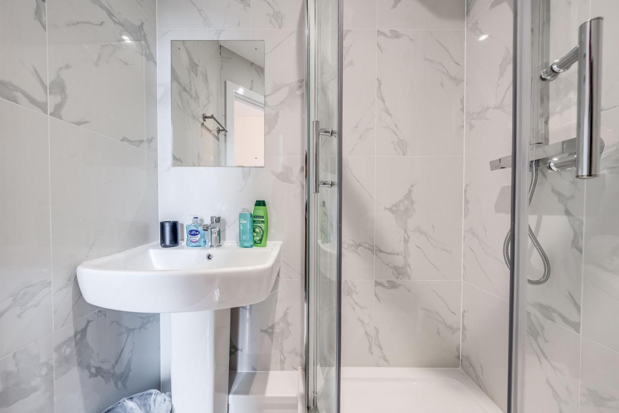 Camberwell High Spec 6-studio Unit Block Londen