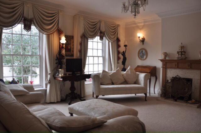 Regency Town House *