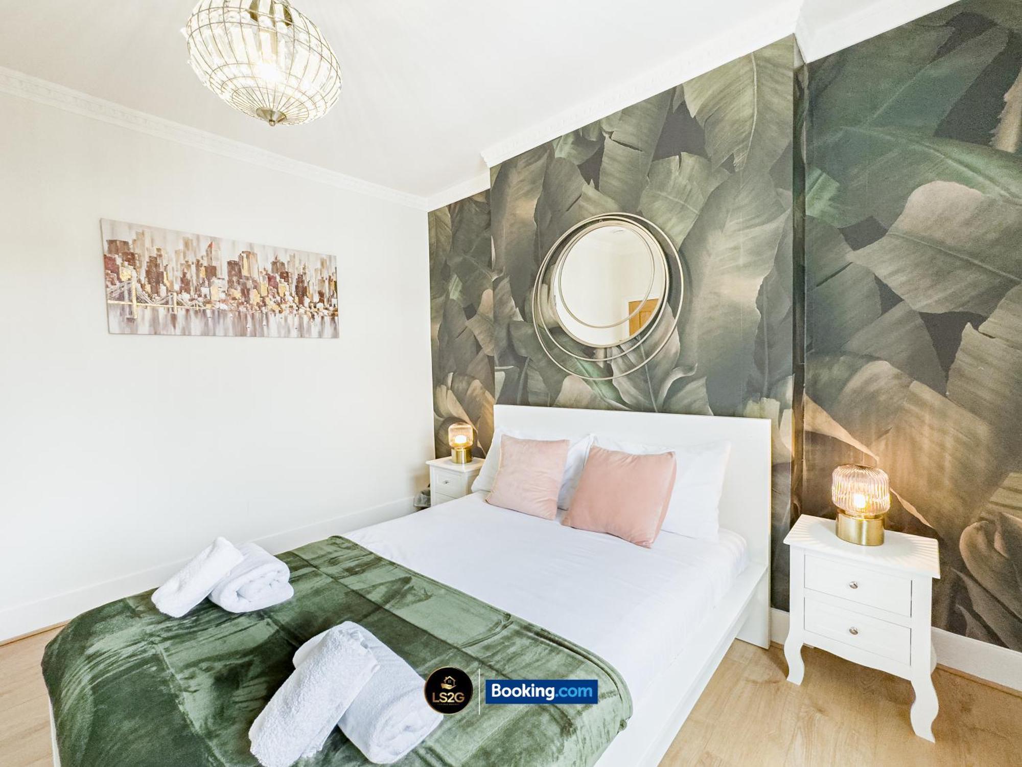 Stunning House By Ls2g Short Lets & Serviced Greater With Free Wifi Londen